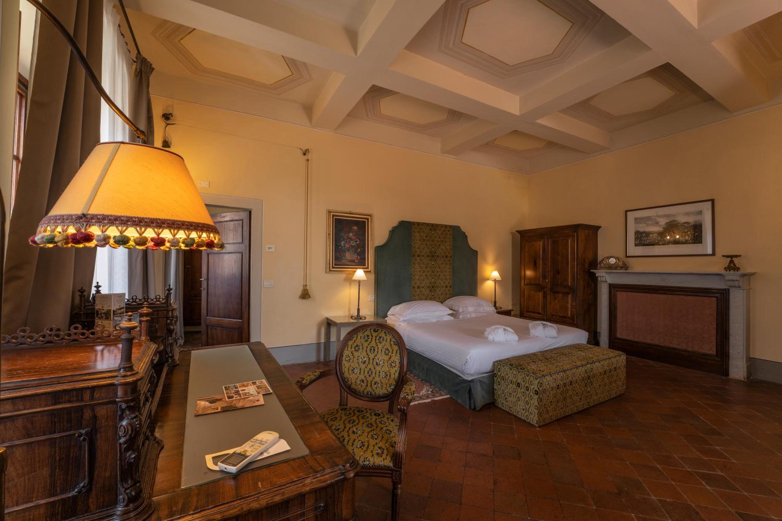 Suite with Spa Access - Photo 4