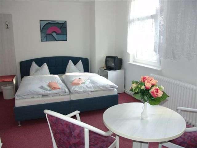 Double Room - Photo 2