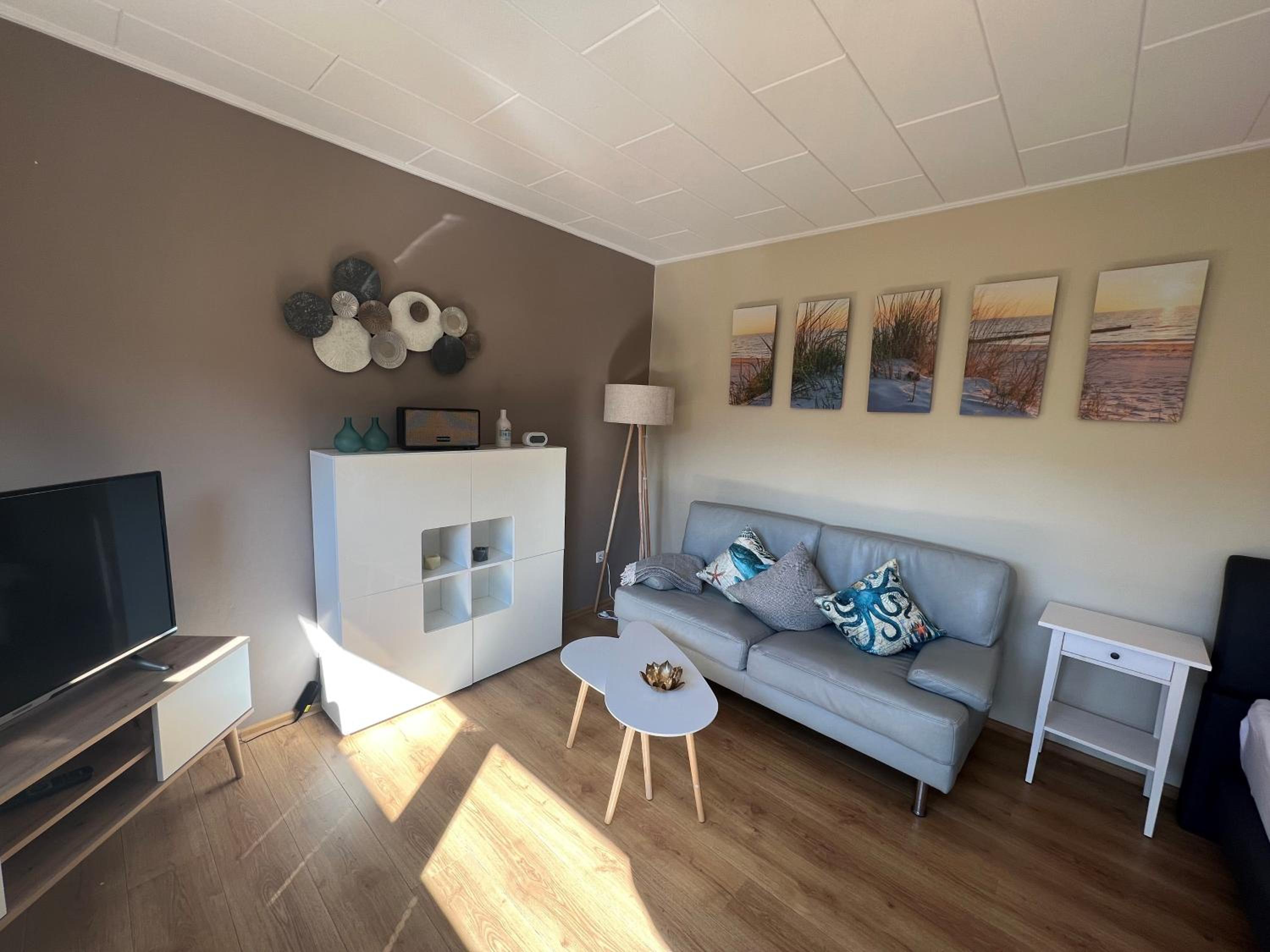 One-Bedroom Apartment photo 2