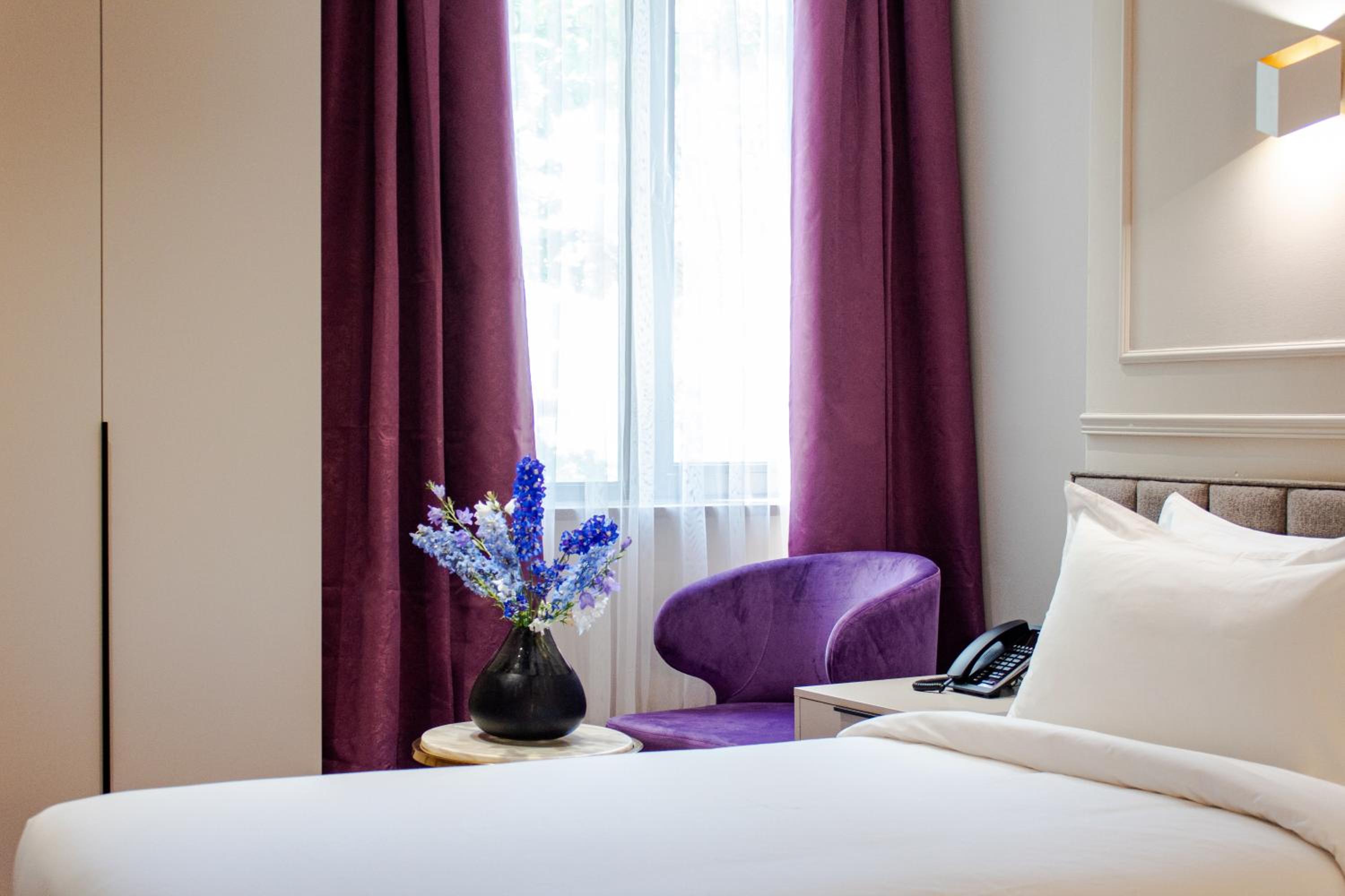 Standard Double Room - Photo 1