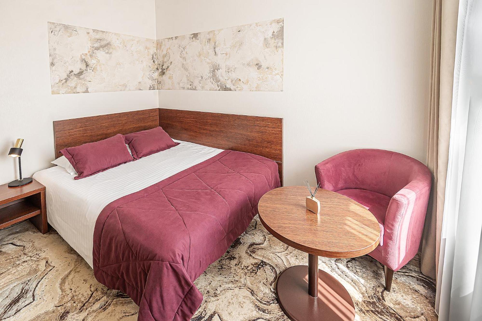 Economy Double Room with Morning Spa Access - Photo 3