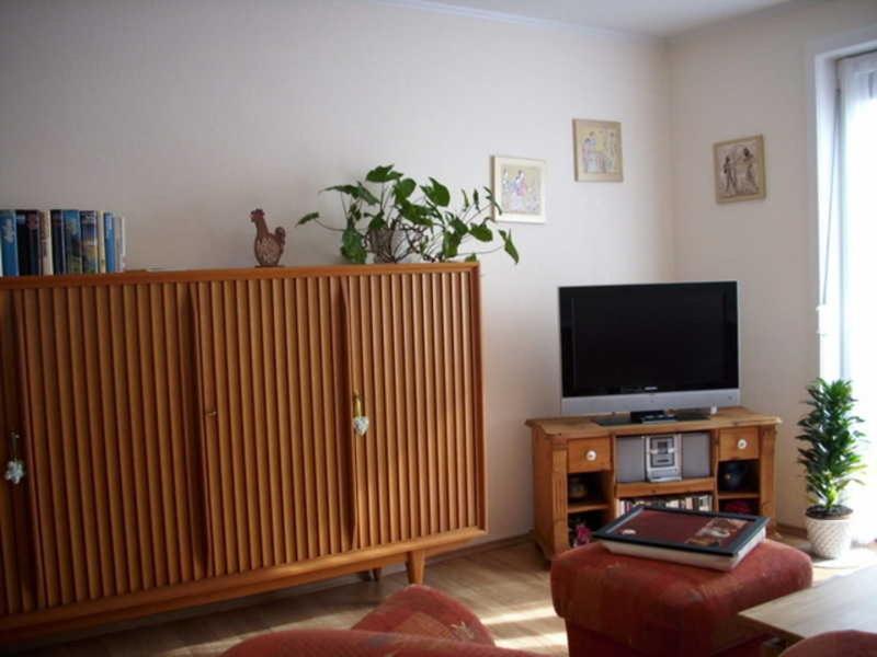 One-Bedroom Apartment with Balcony photo 2