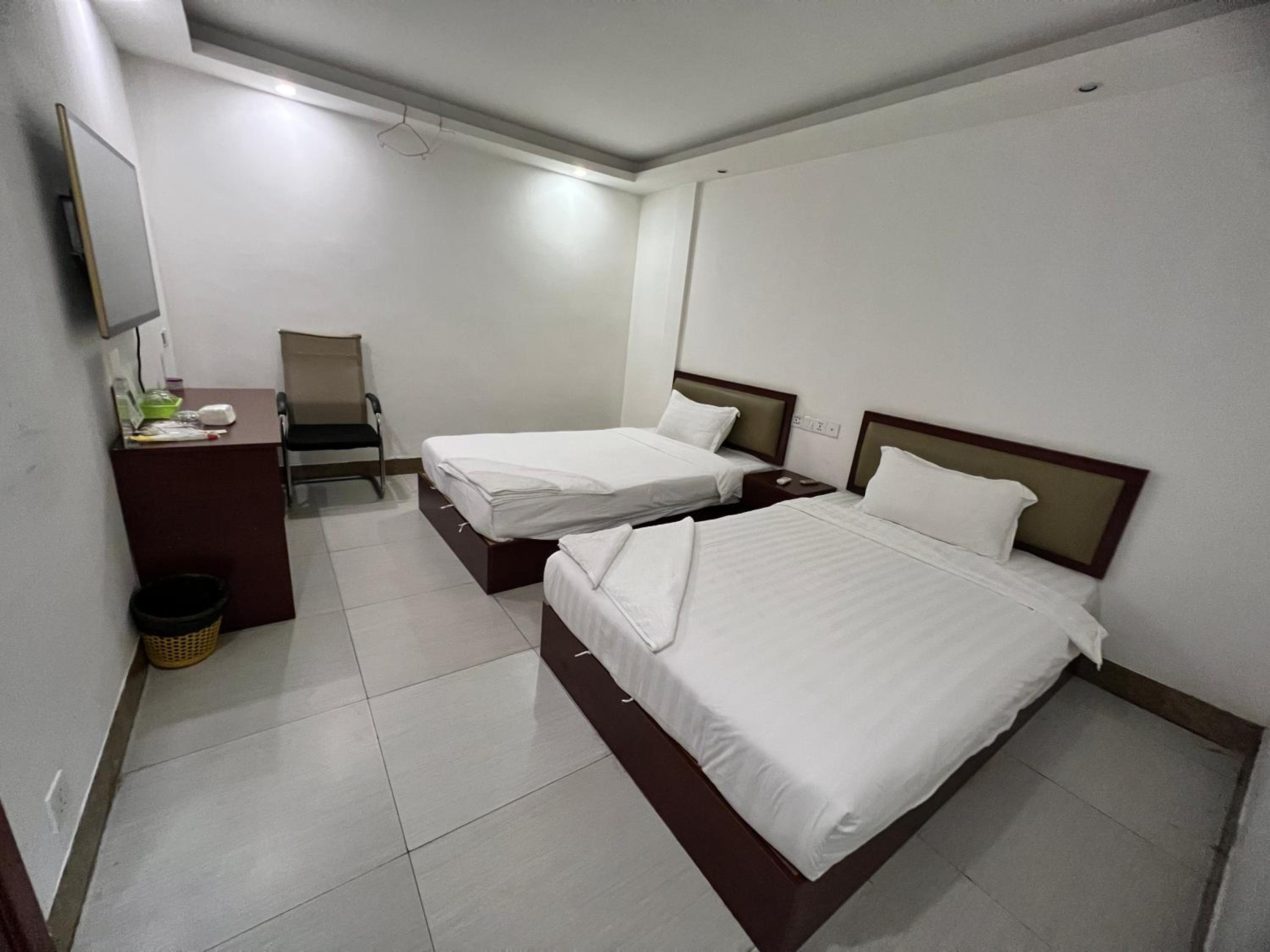 Standard Twin Room