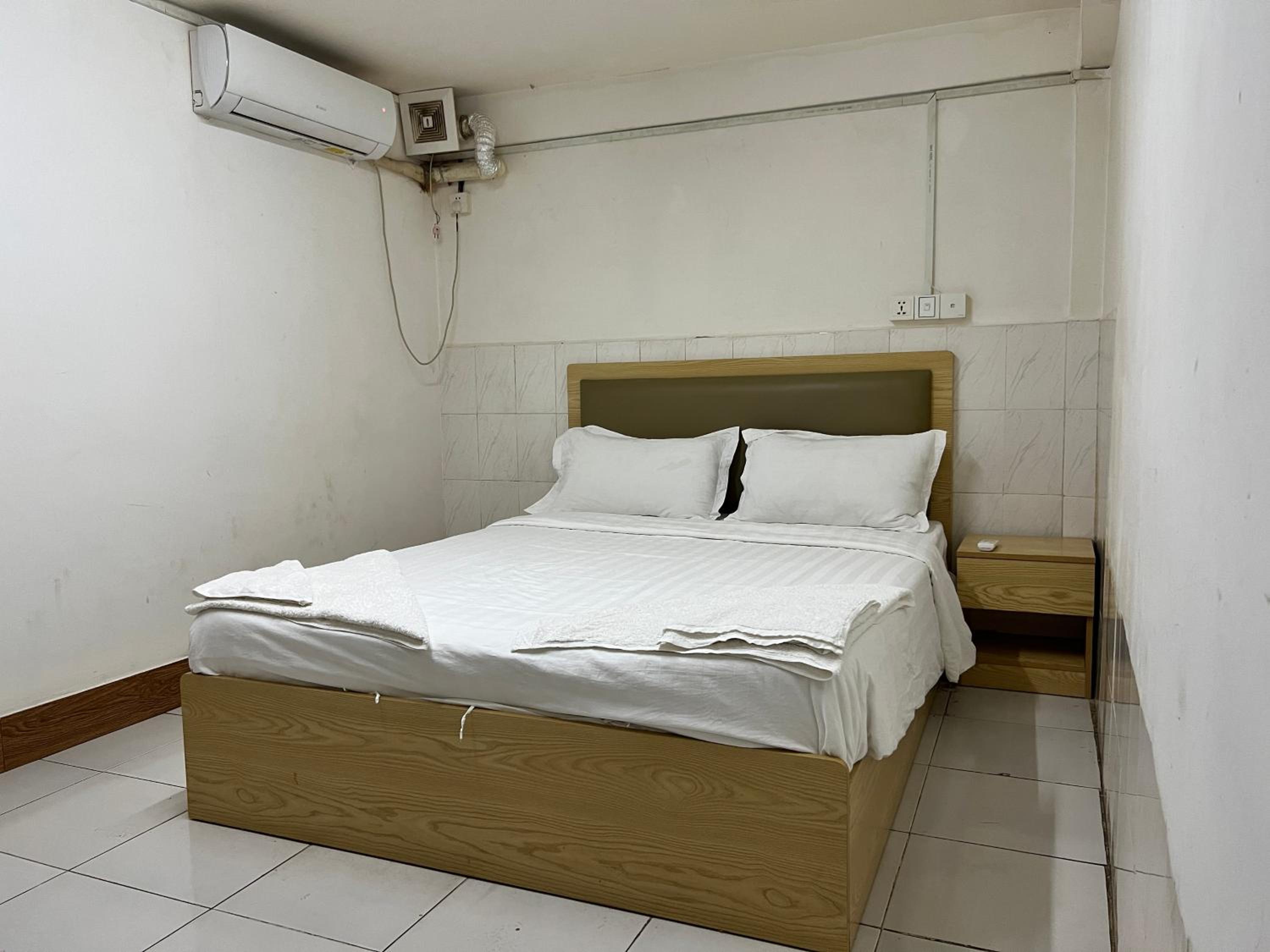 Budget Single Room