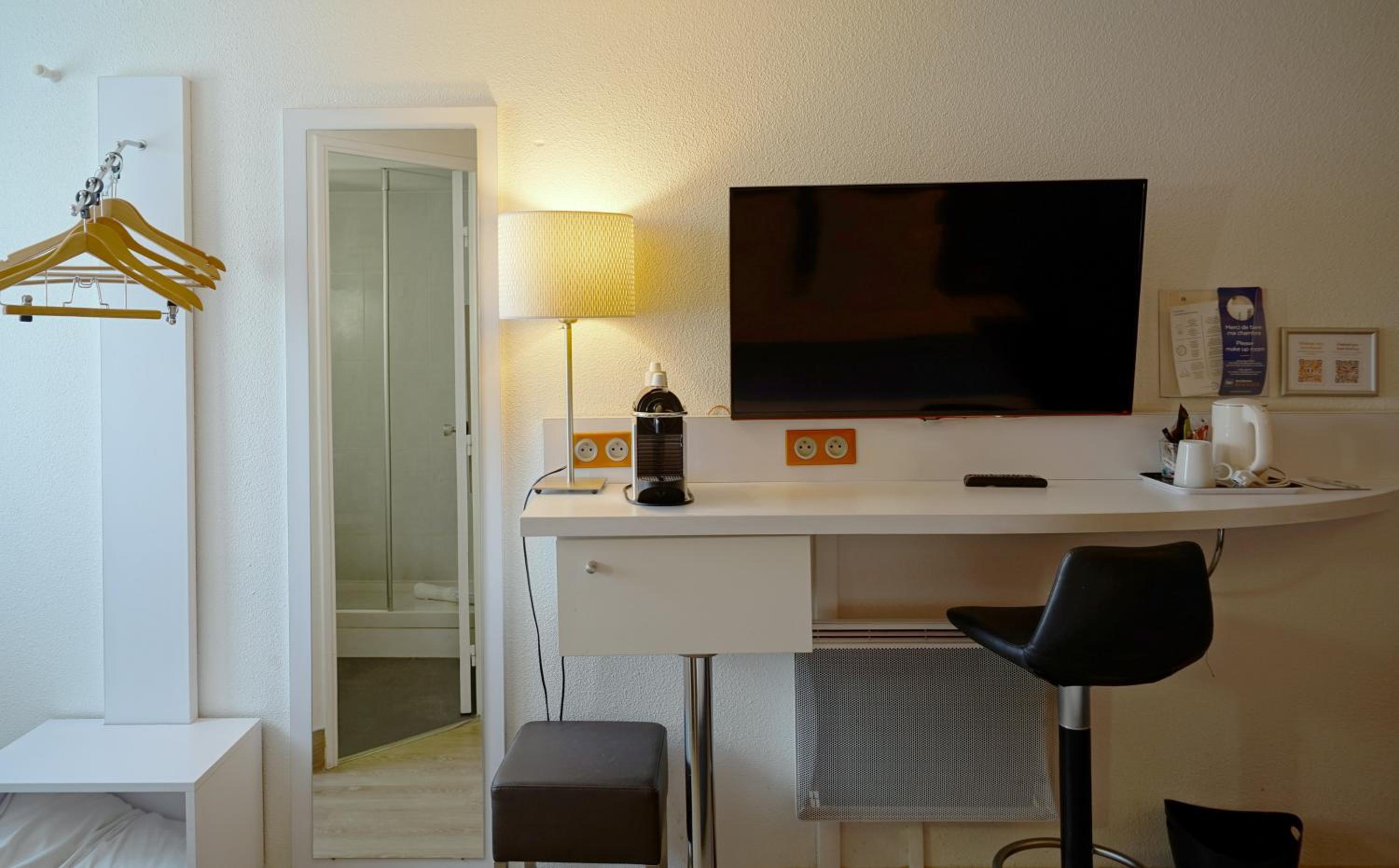 Premium Triple Room - Photo 3