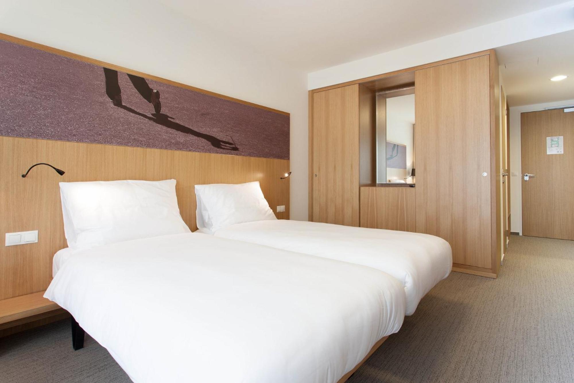 Double or Twin Room photo 1