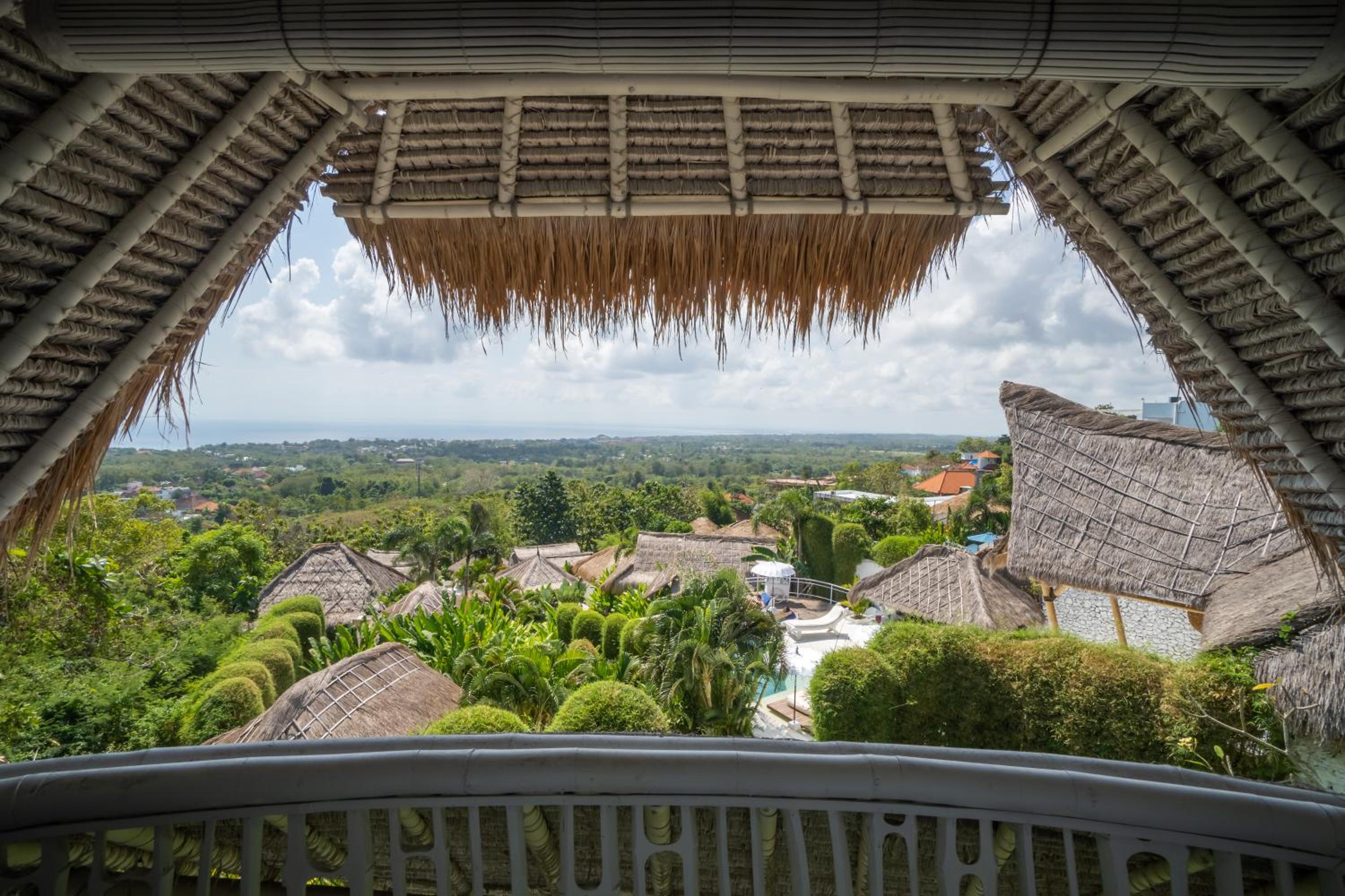 Deluxe Bungalow with Sea View - Photo 7