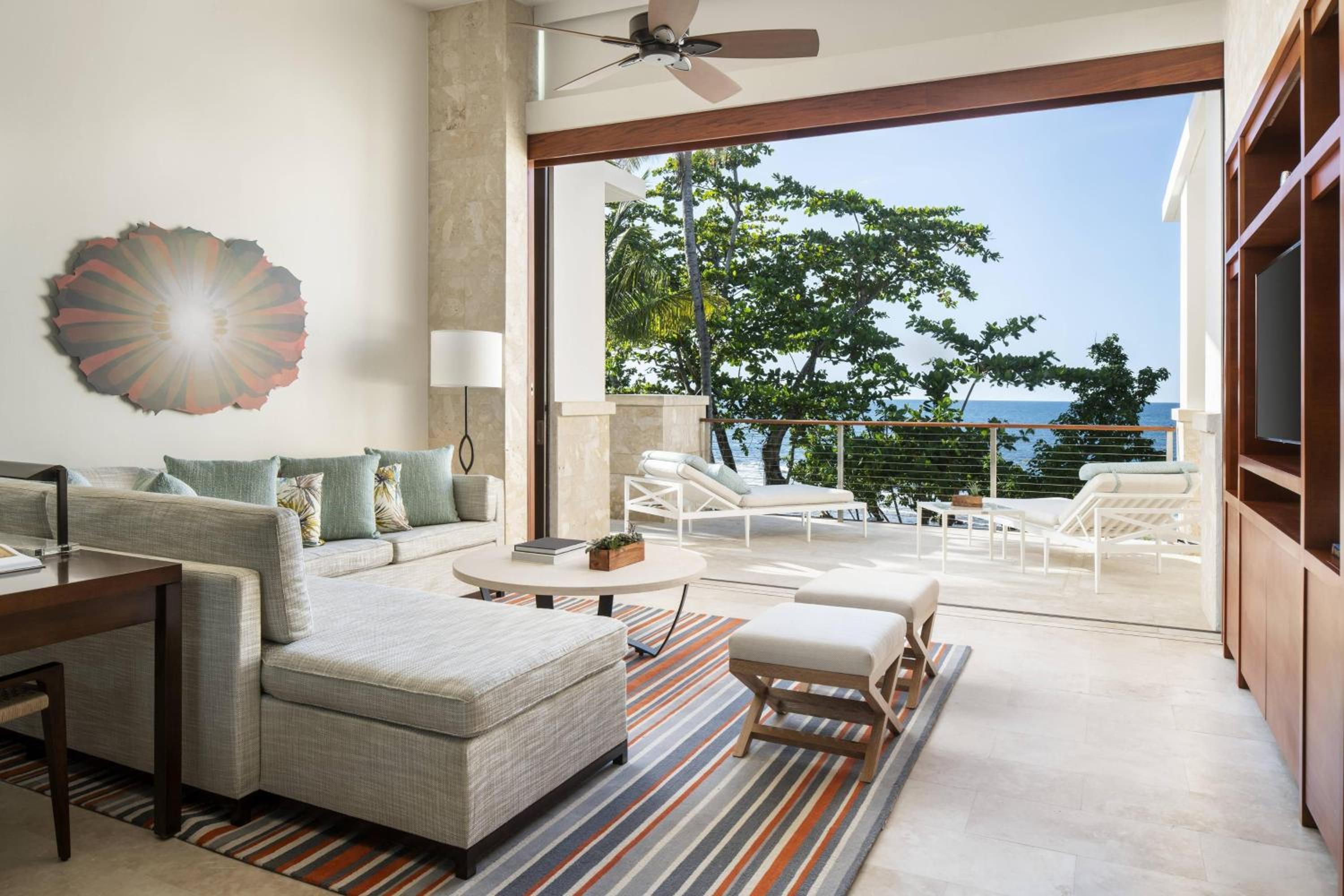 West Beach King Suite - Rooftop Floor