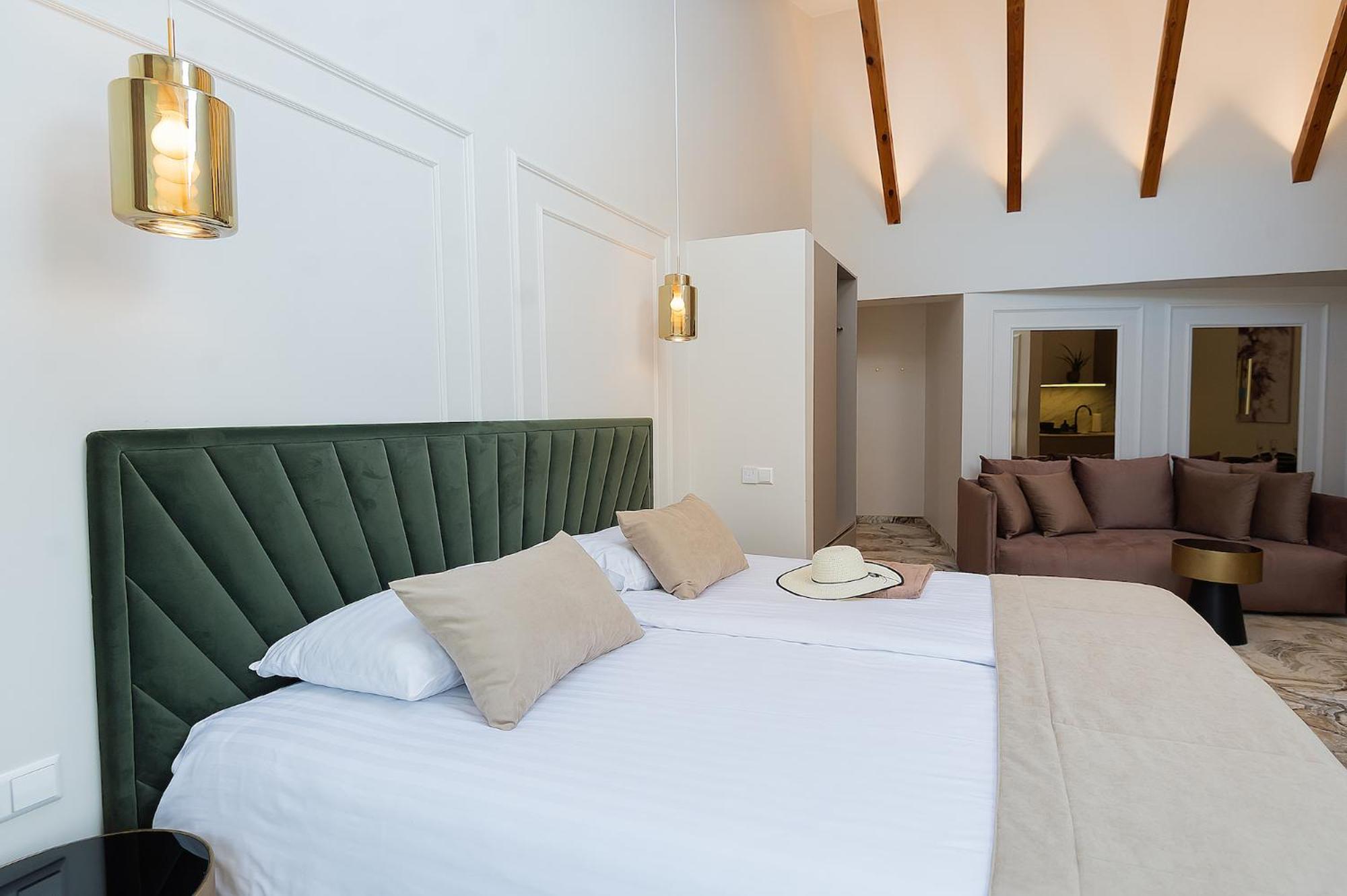 Deluxe Double Room with Morning Spa Access photo 3