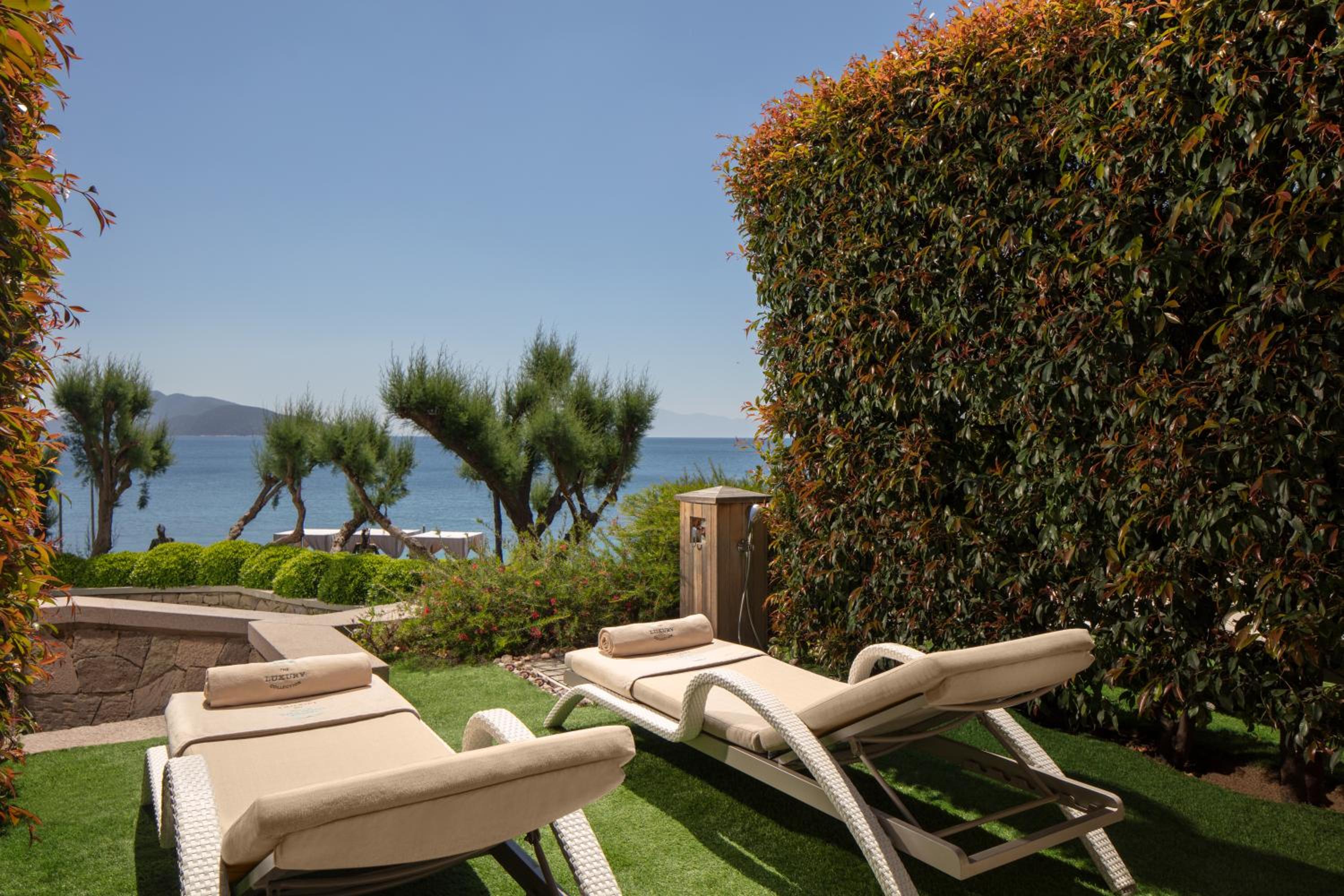 Deluxe Marine King Room with Sea view, Balcony