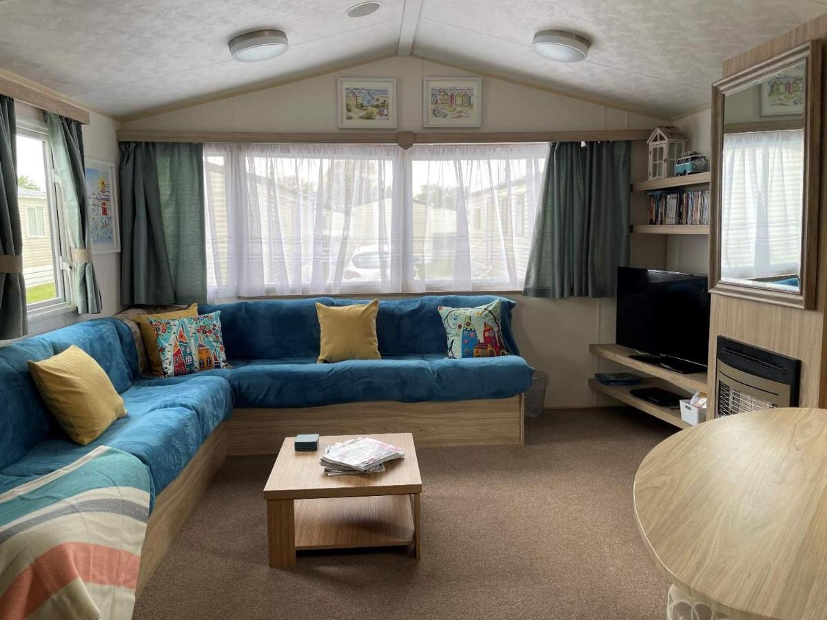 Mobile Home photo 1