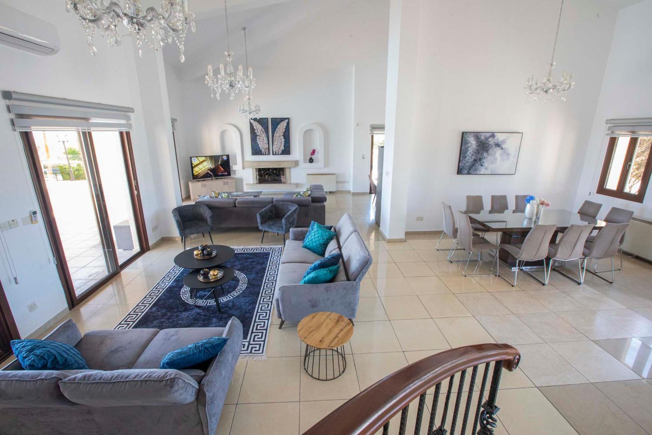 Villa with Private Pool photo 3