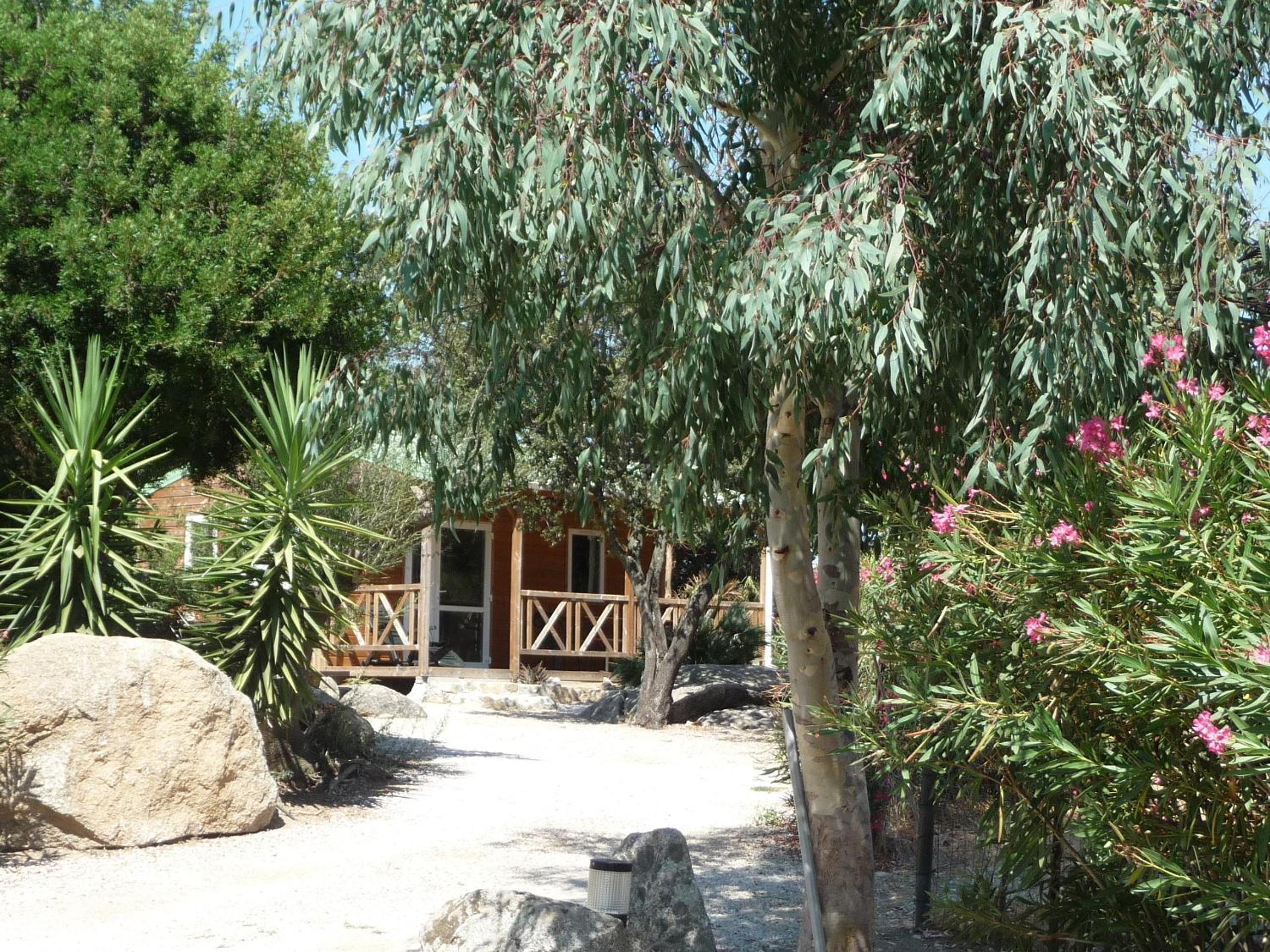 Two-Bedroom Chalet With Air Conditioning photo 3