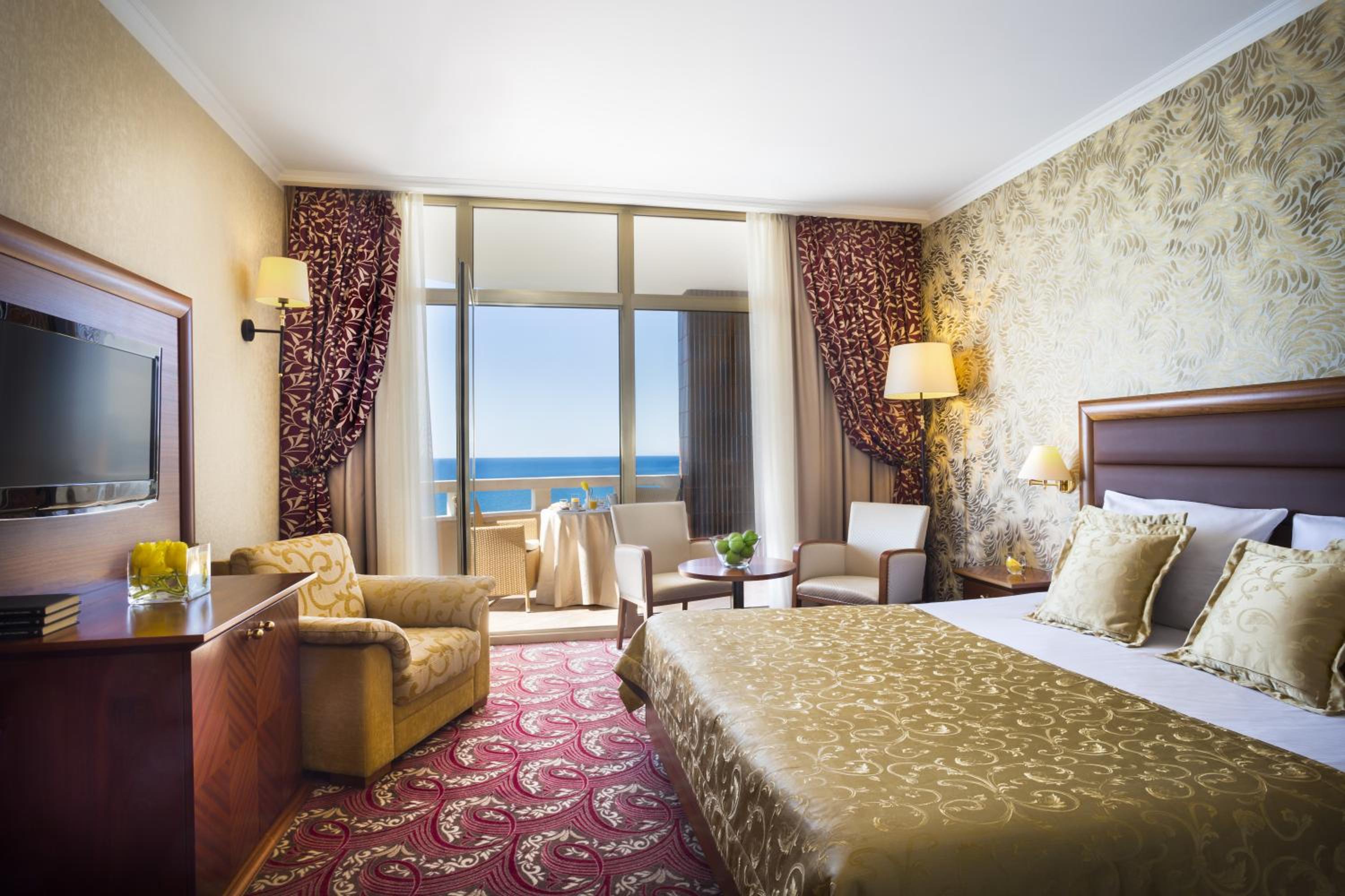 Superior Double or Twin Room with Balcony and Sea View - Photo 3