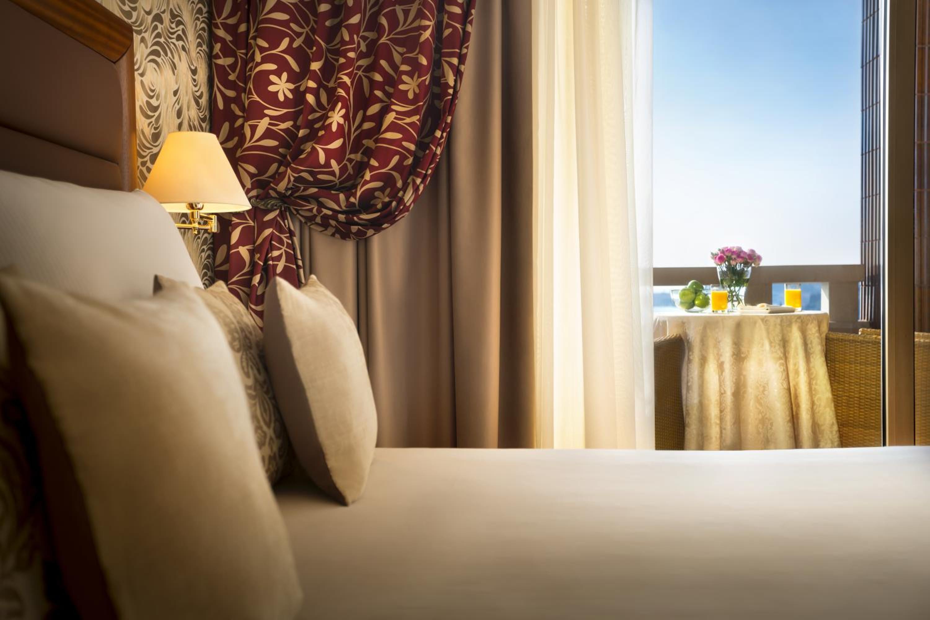 Standard Double Room with Balcony and Sea View - Photo 1