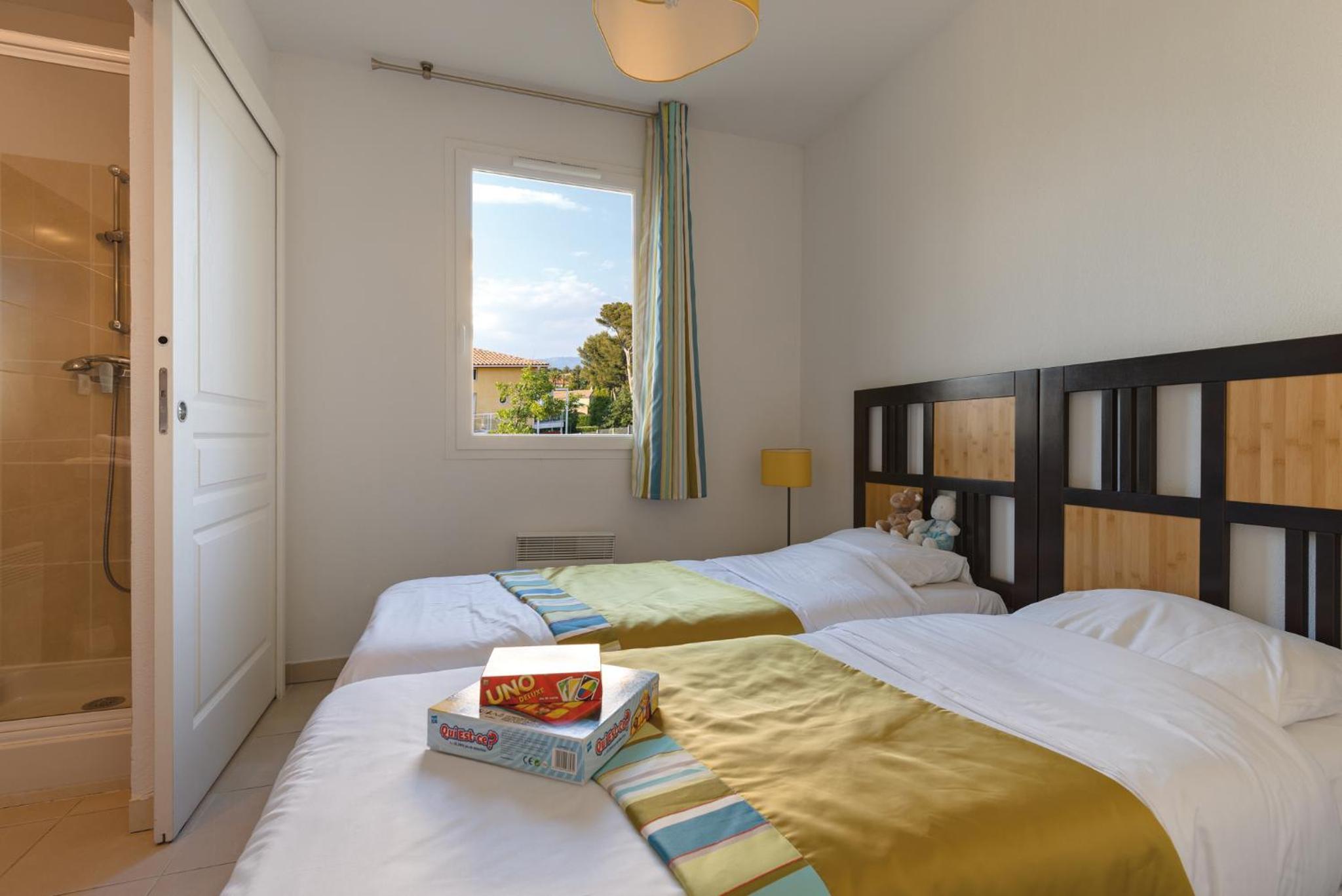 Two-Bedroom Duplex Apartment with Air Conditioning (6 Adults)