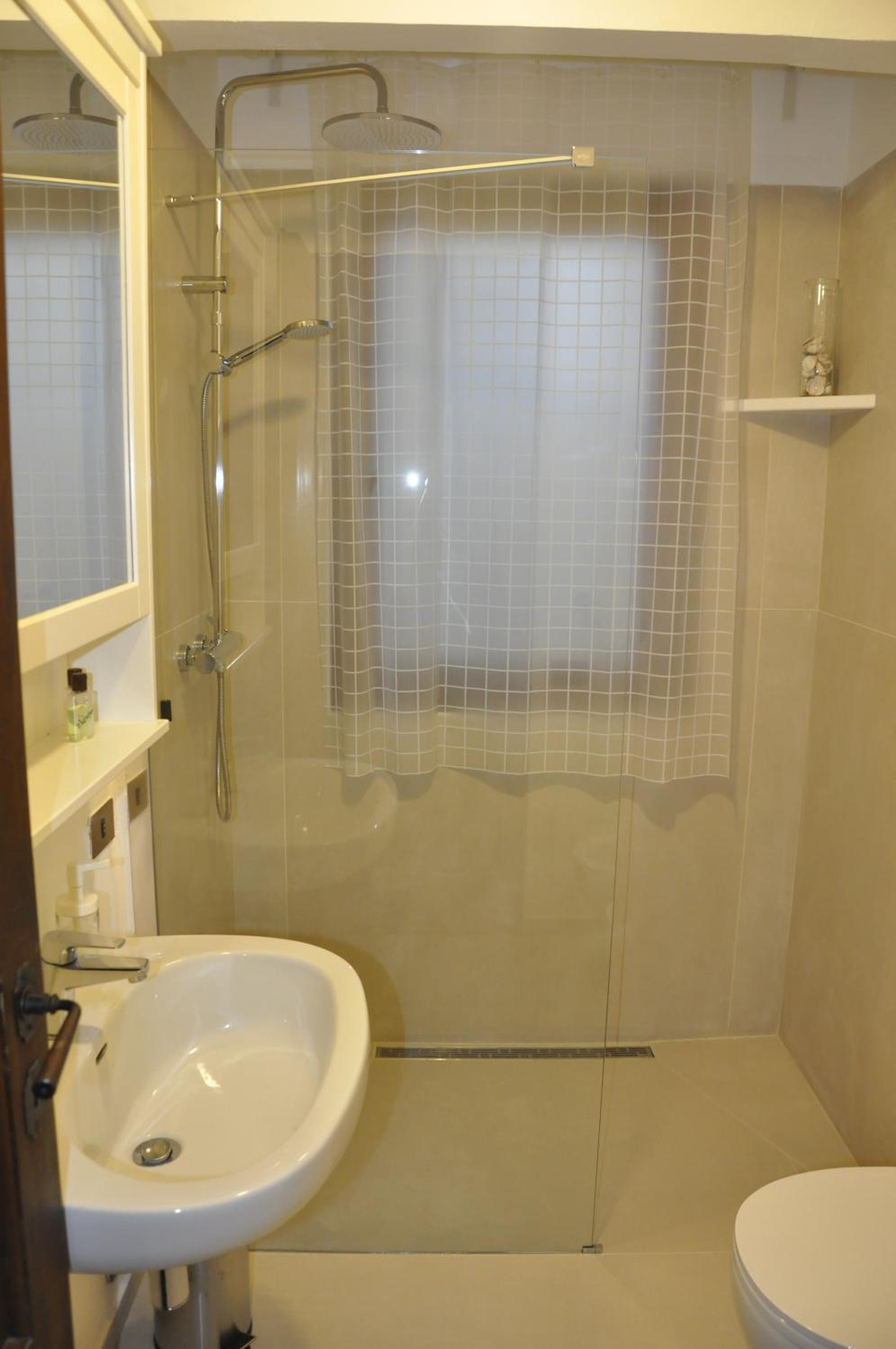 Double Room with Sea View - Photo 13