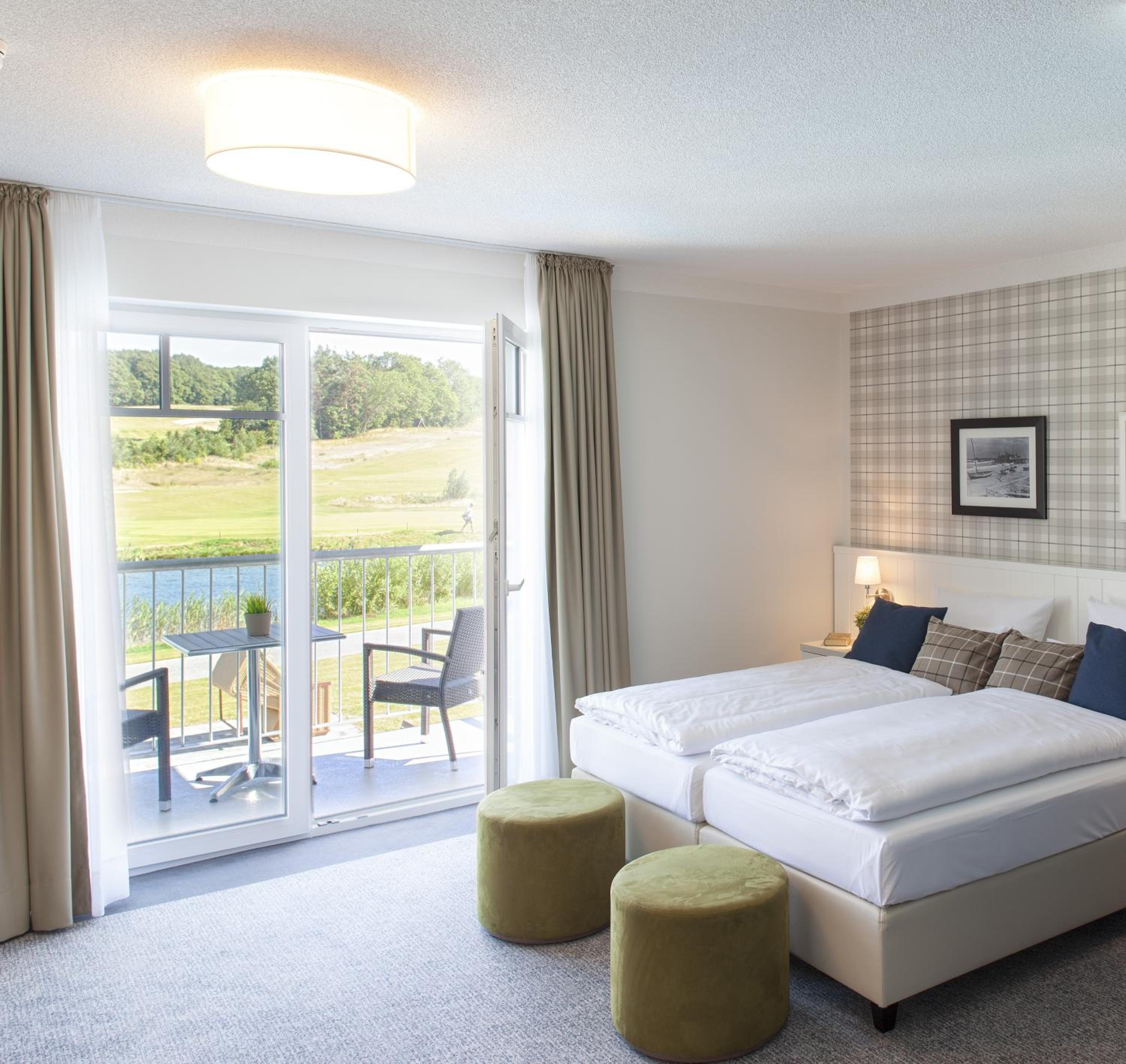 Junior Suite with View of the Golf Course photo 2