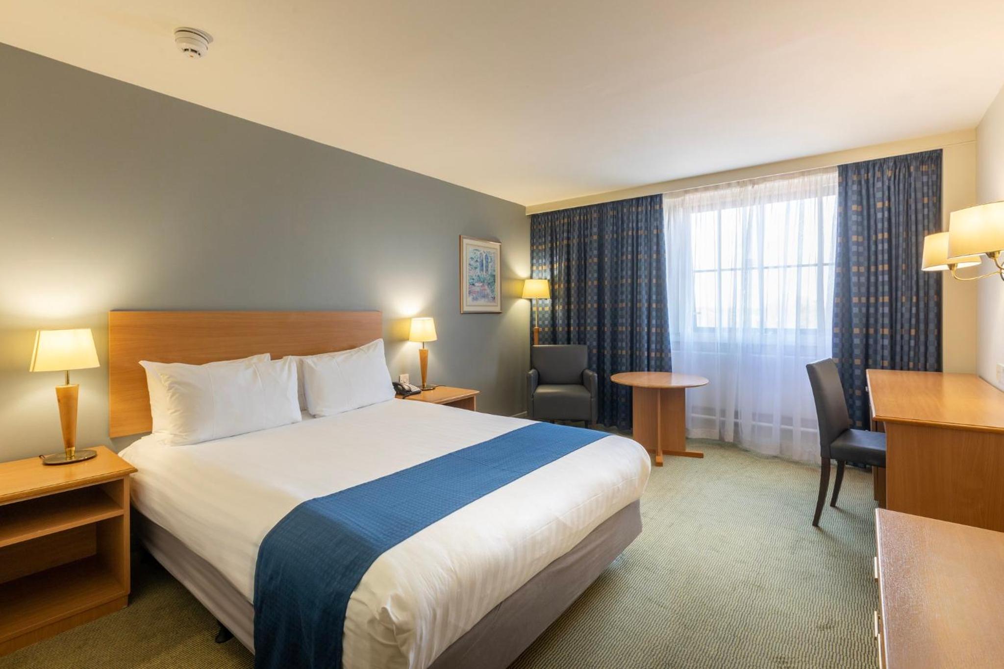 Standard Queen Room - Photo 1