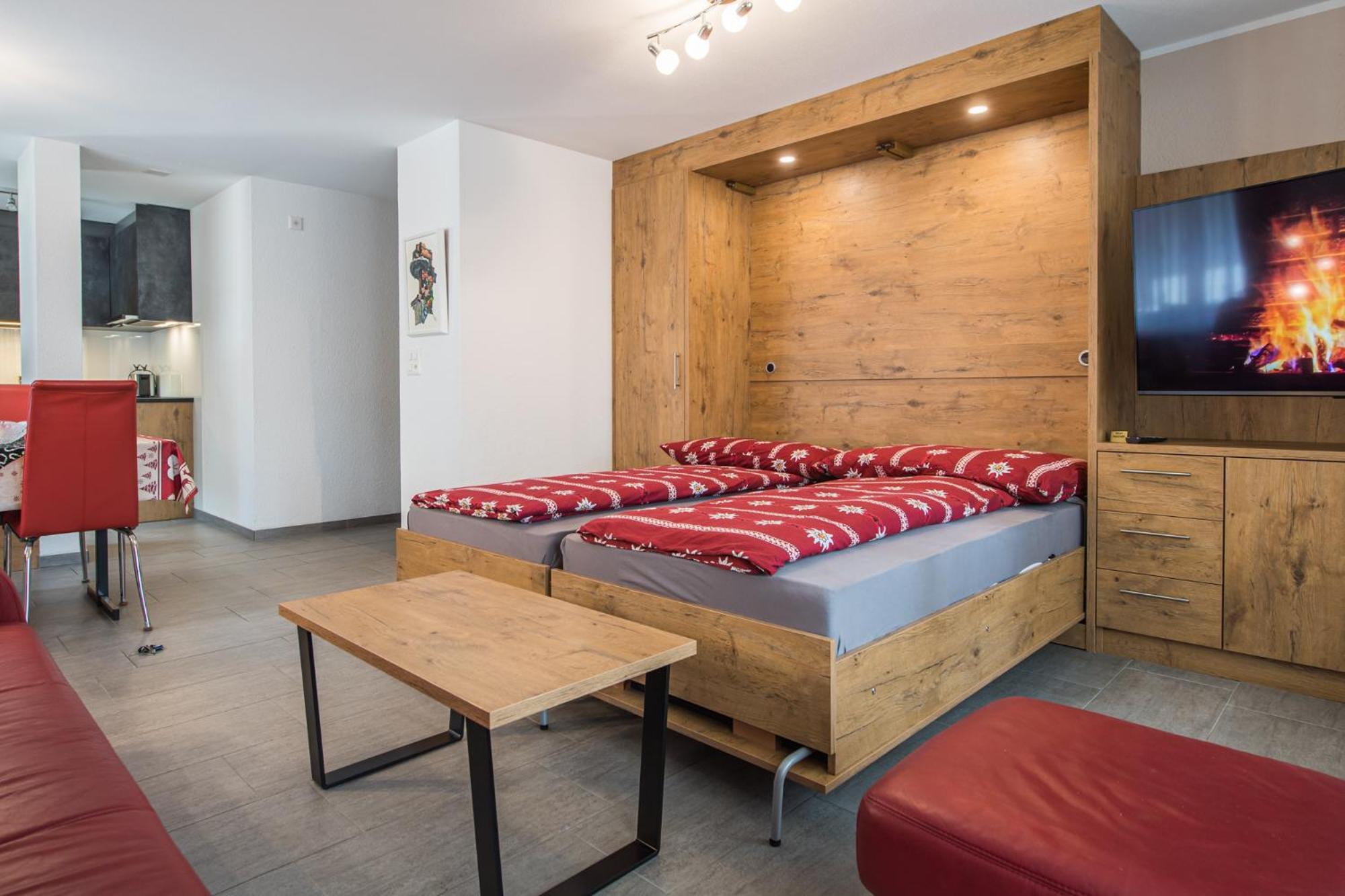 One-Bedroom Apartment (1st Floor)