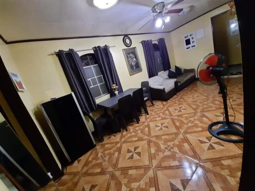 Family Room - Photo 5