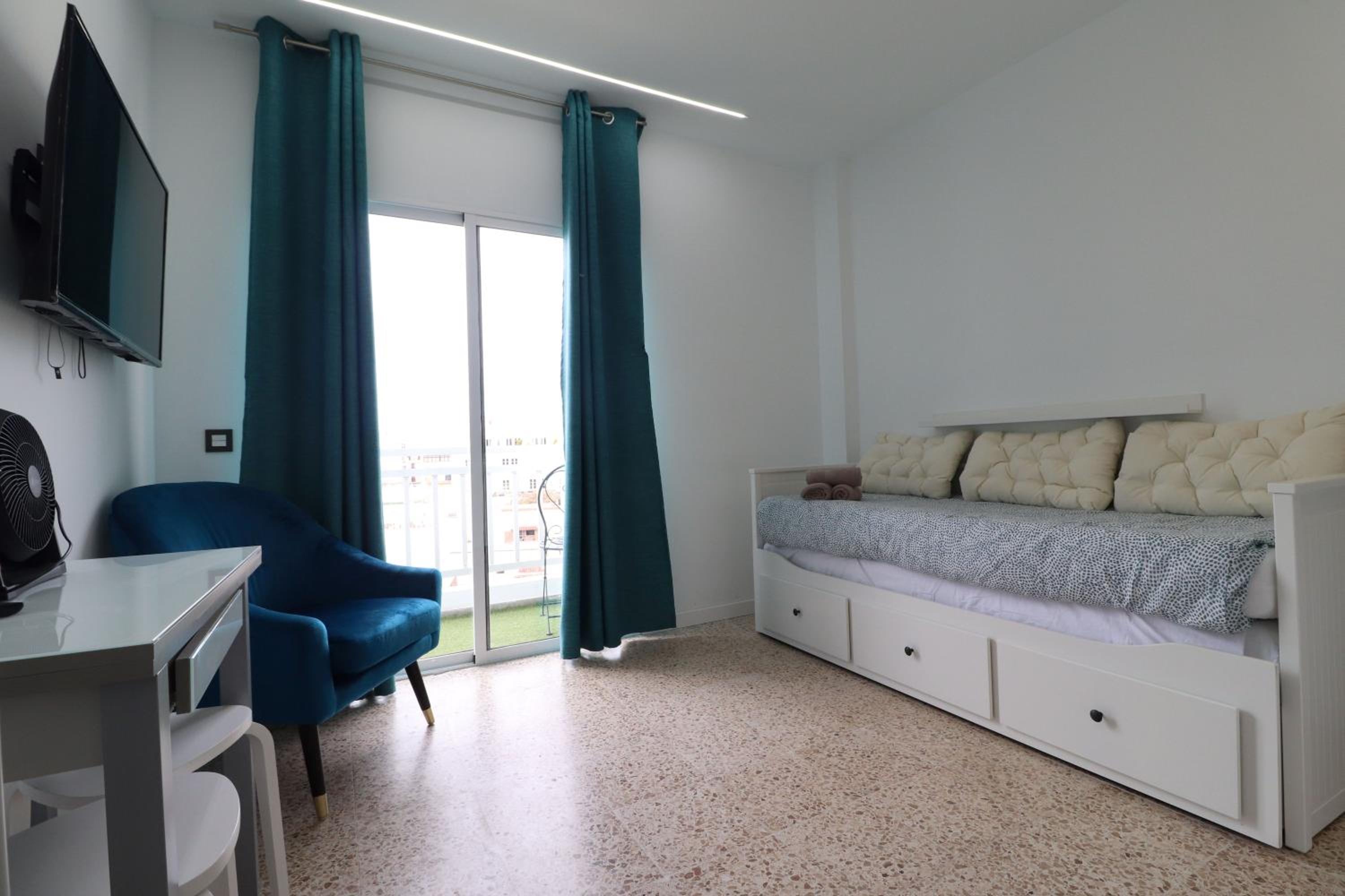Apartamento con Balcón