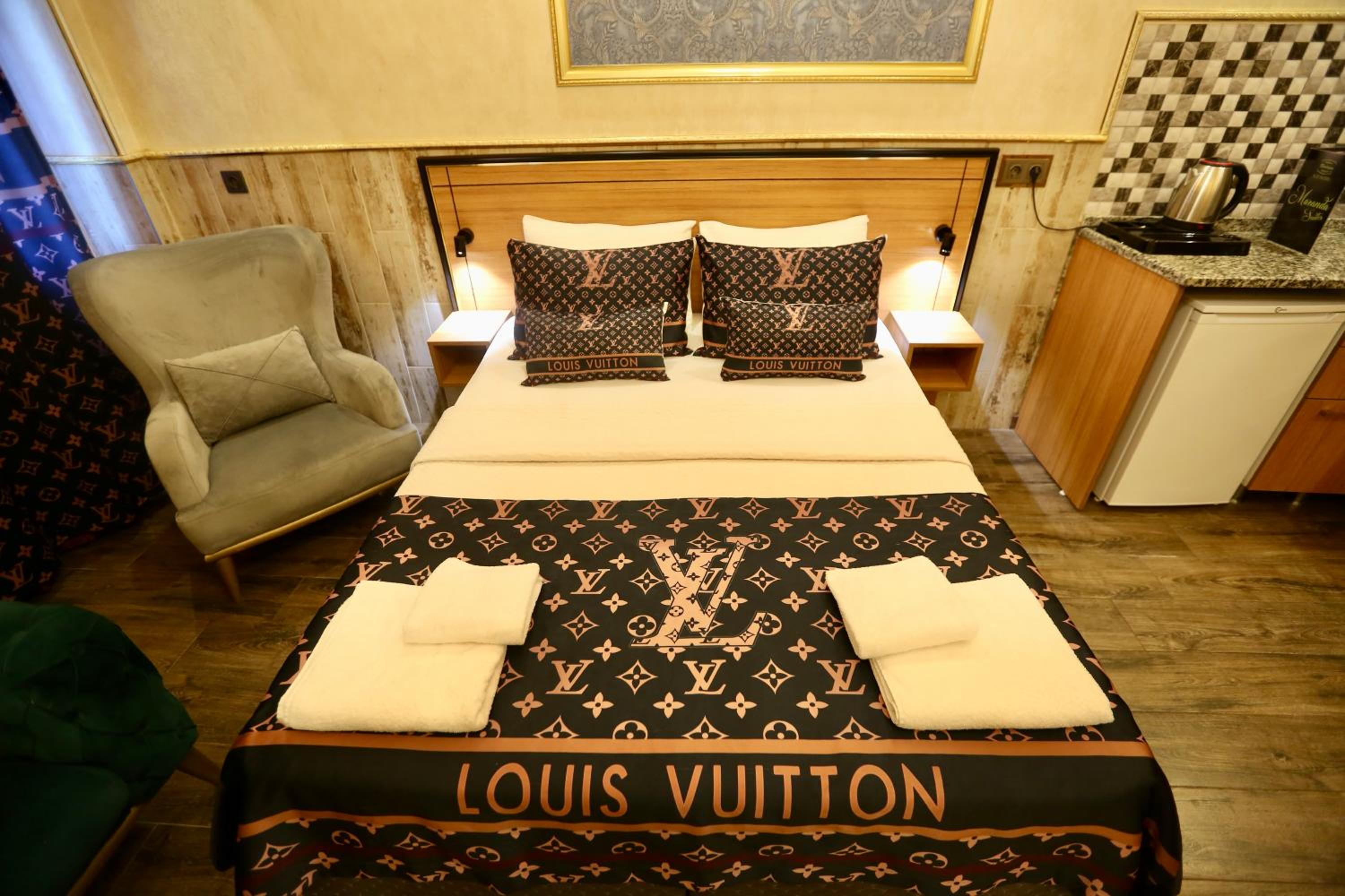 Family Studio photo 1