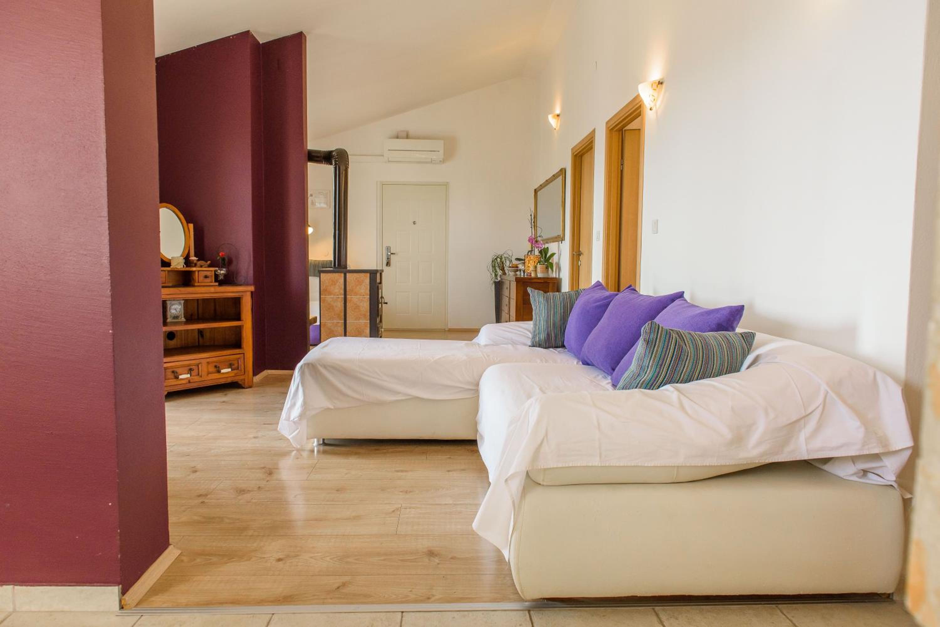 Two-Bedroom Apartment - Photo 24