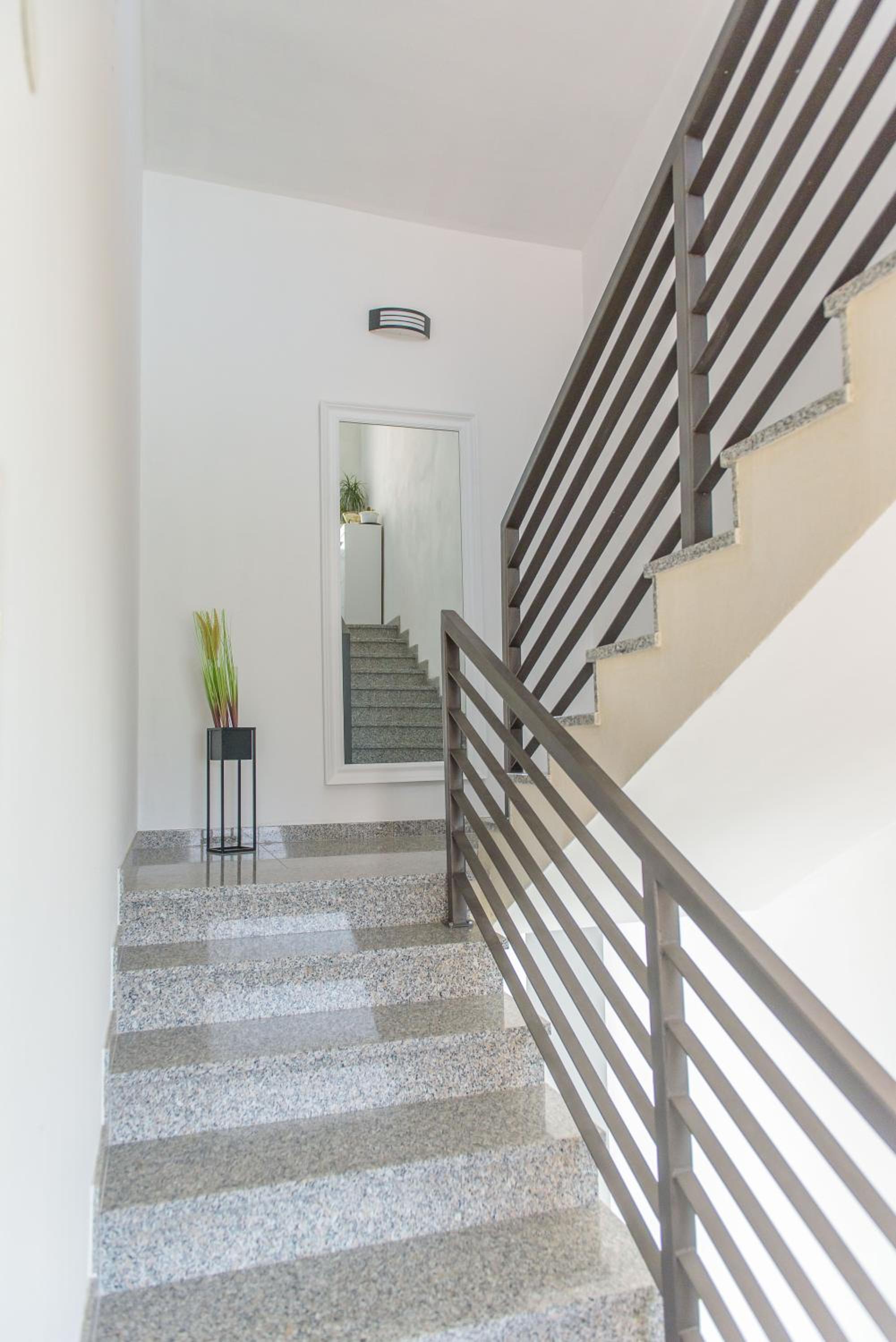 Two-Bedroom Apartment - Photo 9