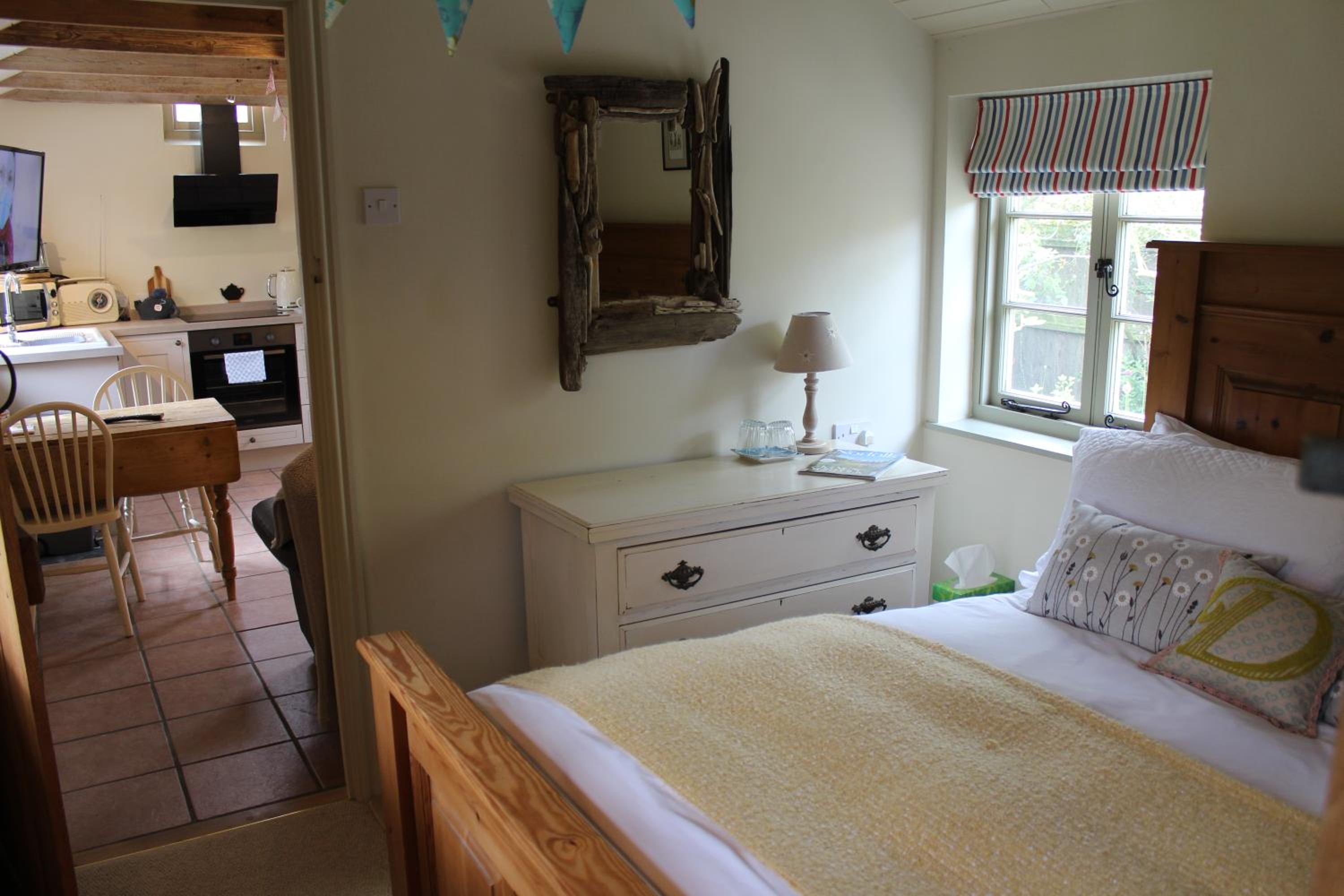 Detached Cottage with Garden  photo 1