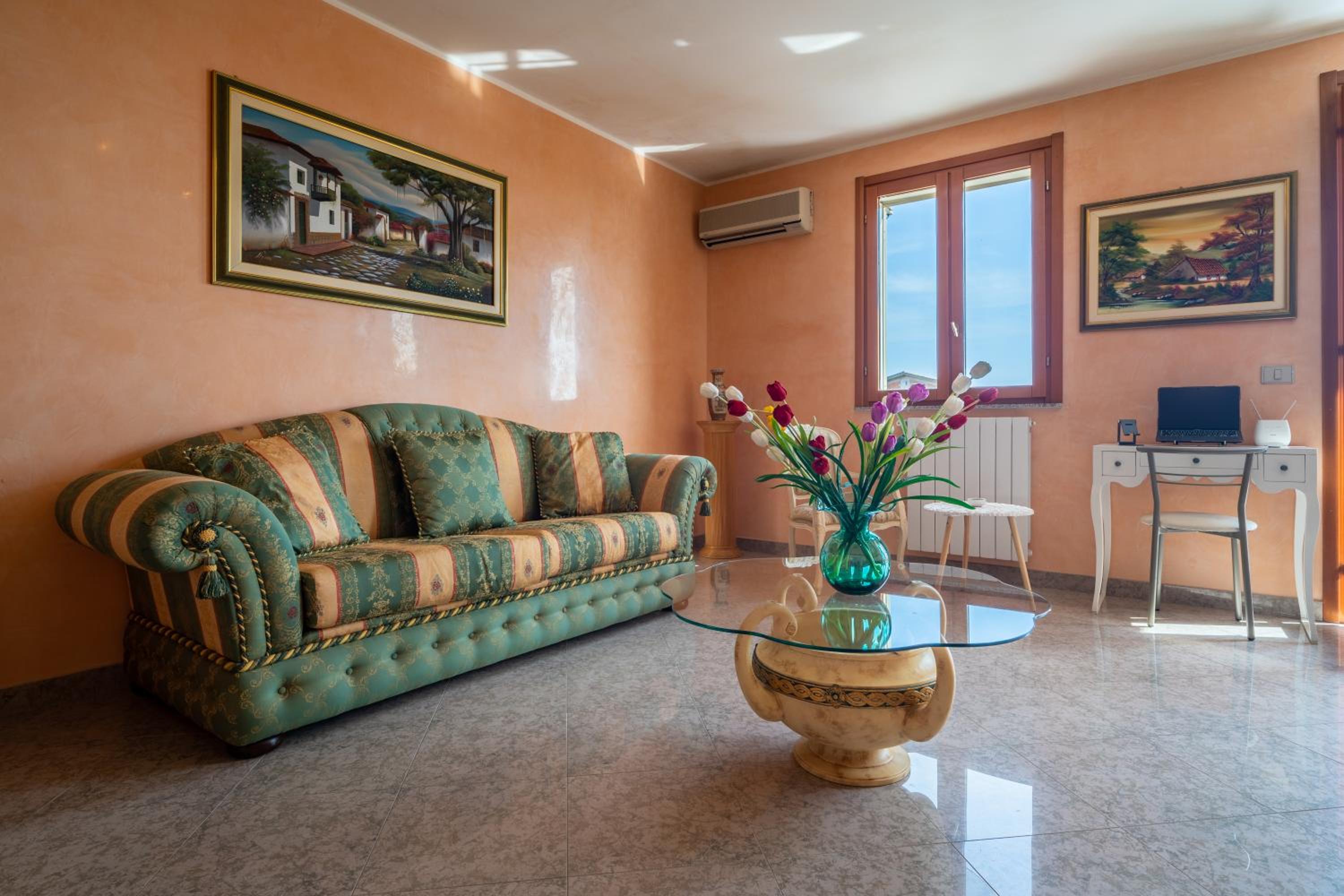 Apartment with Sea View photo 3