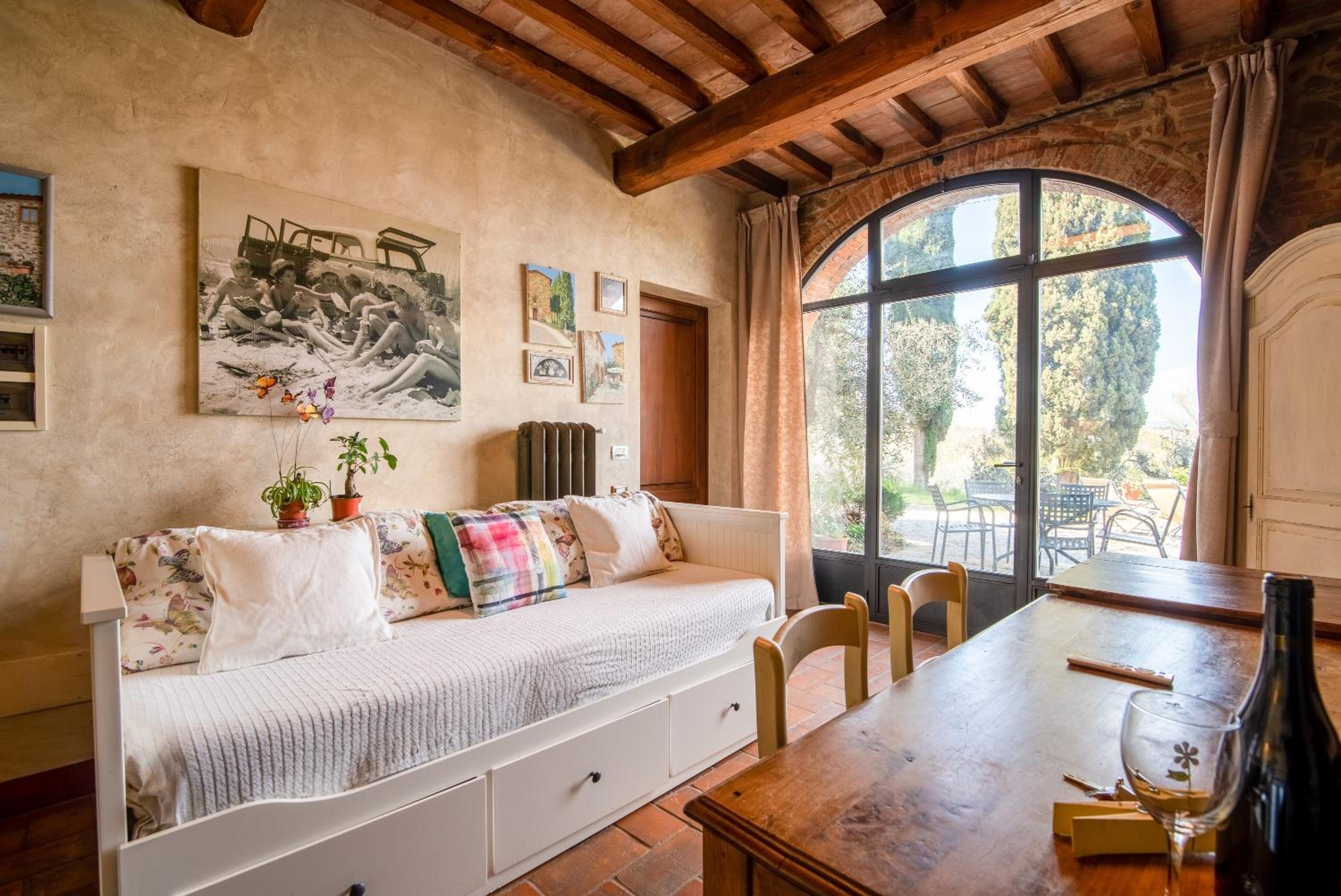 One-Bedroom House photo 1