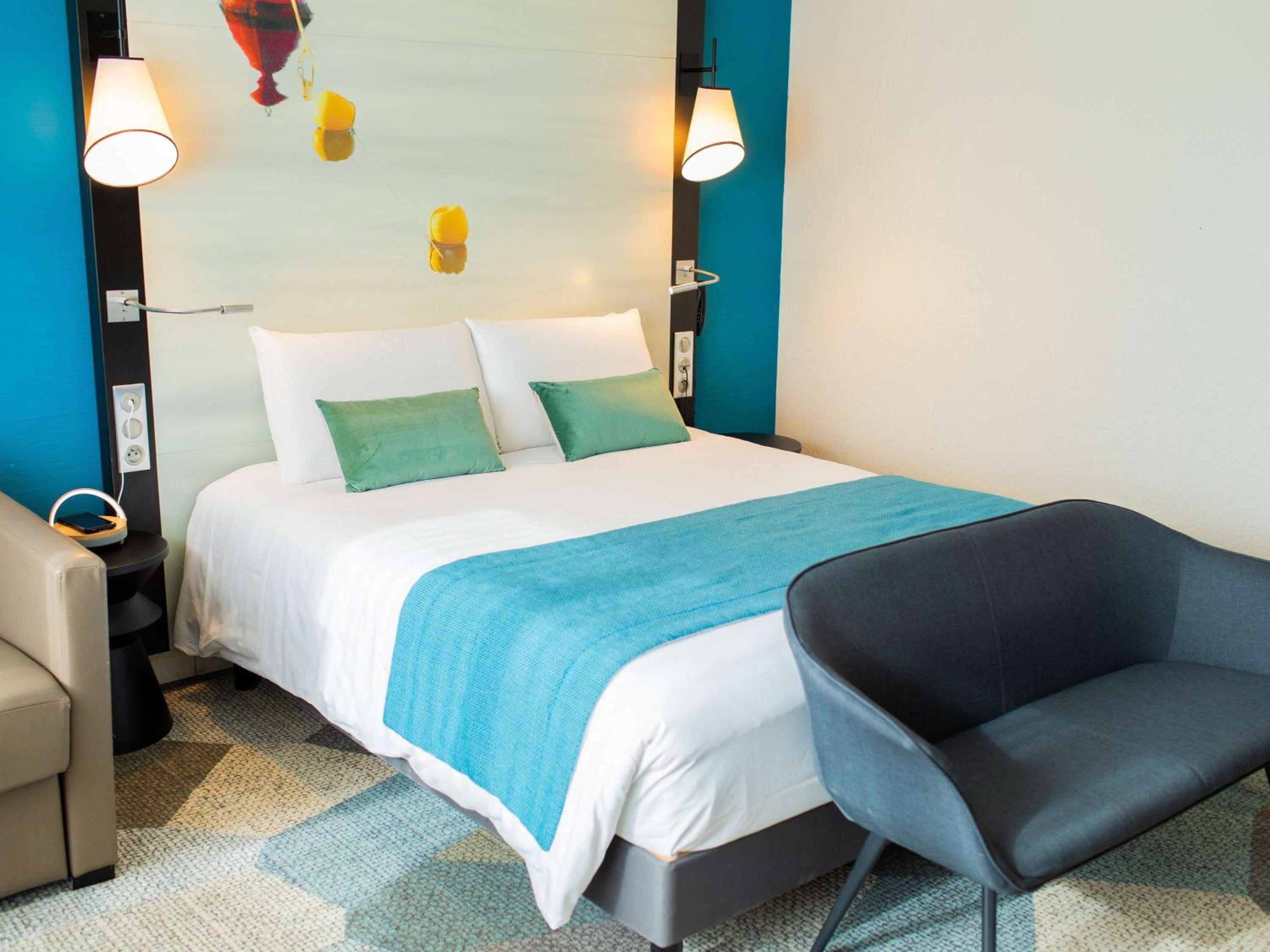 Junior Suite with One Double Bed And Sofa - Photo 10