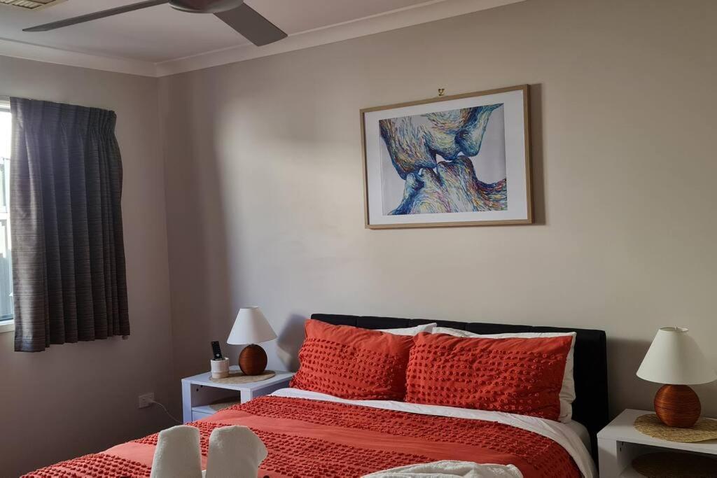 Four-Bedroom House photo 3