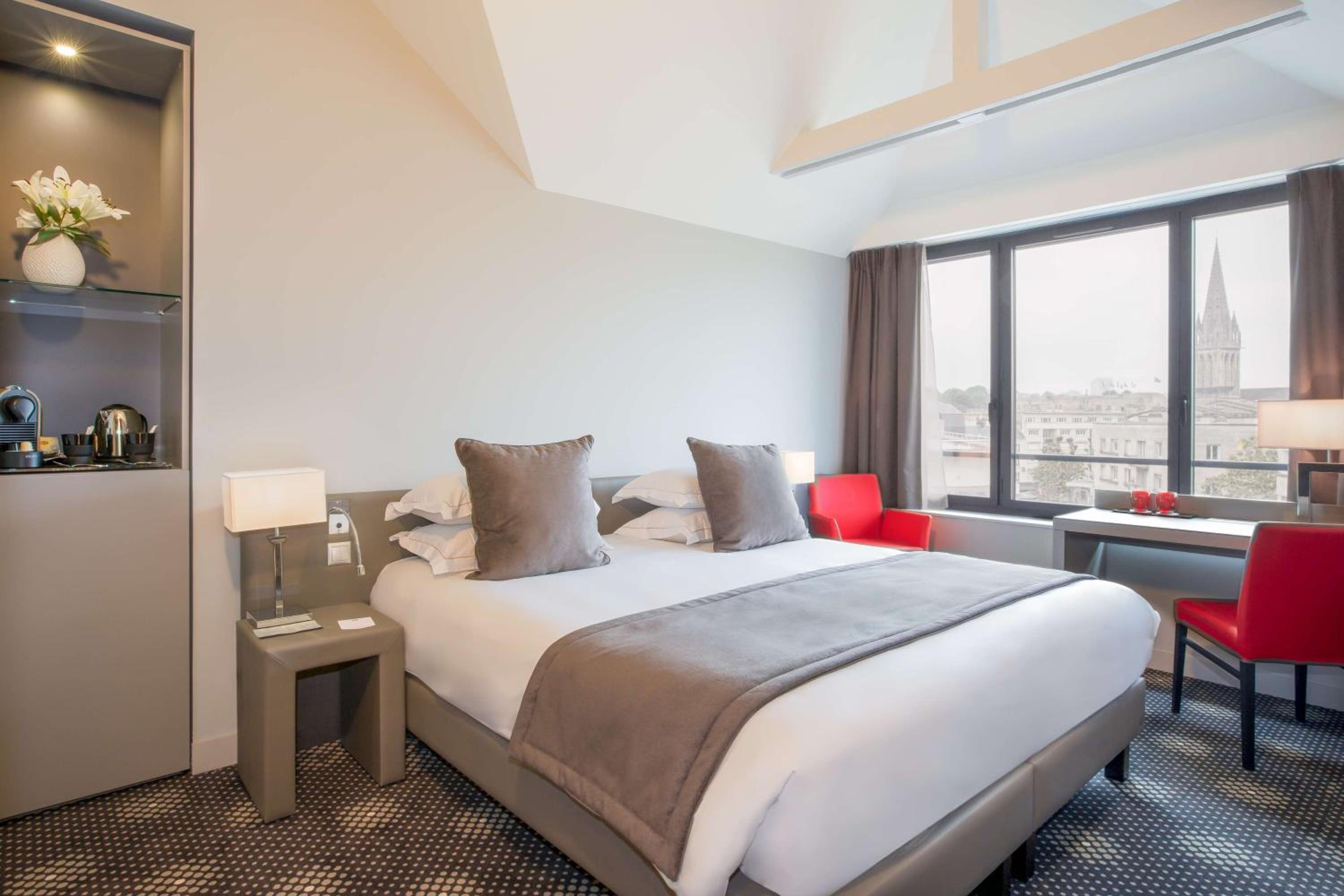 Executive Queen Room - Photo 2