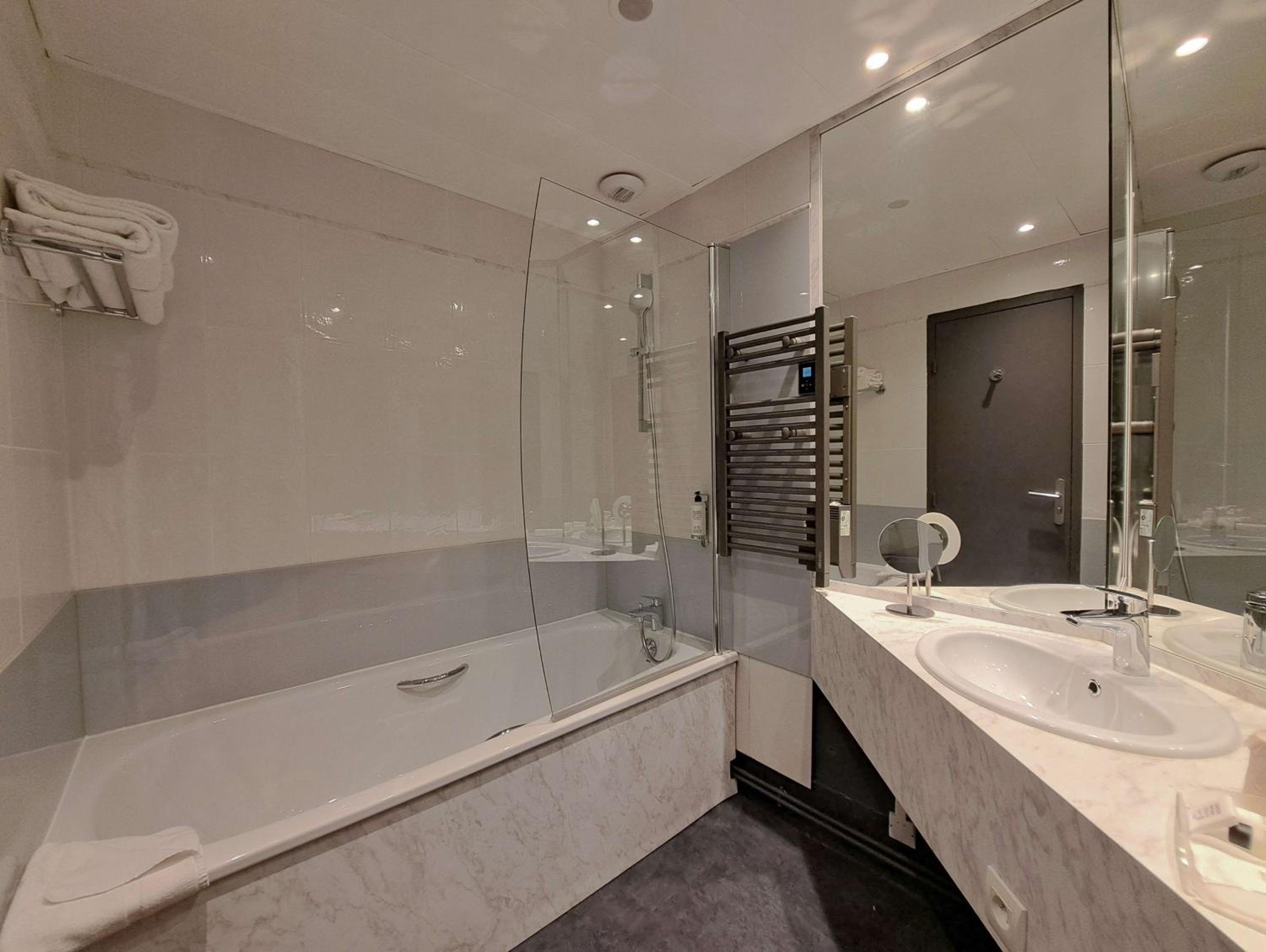 Superior Queen Room - Photo 6