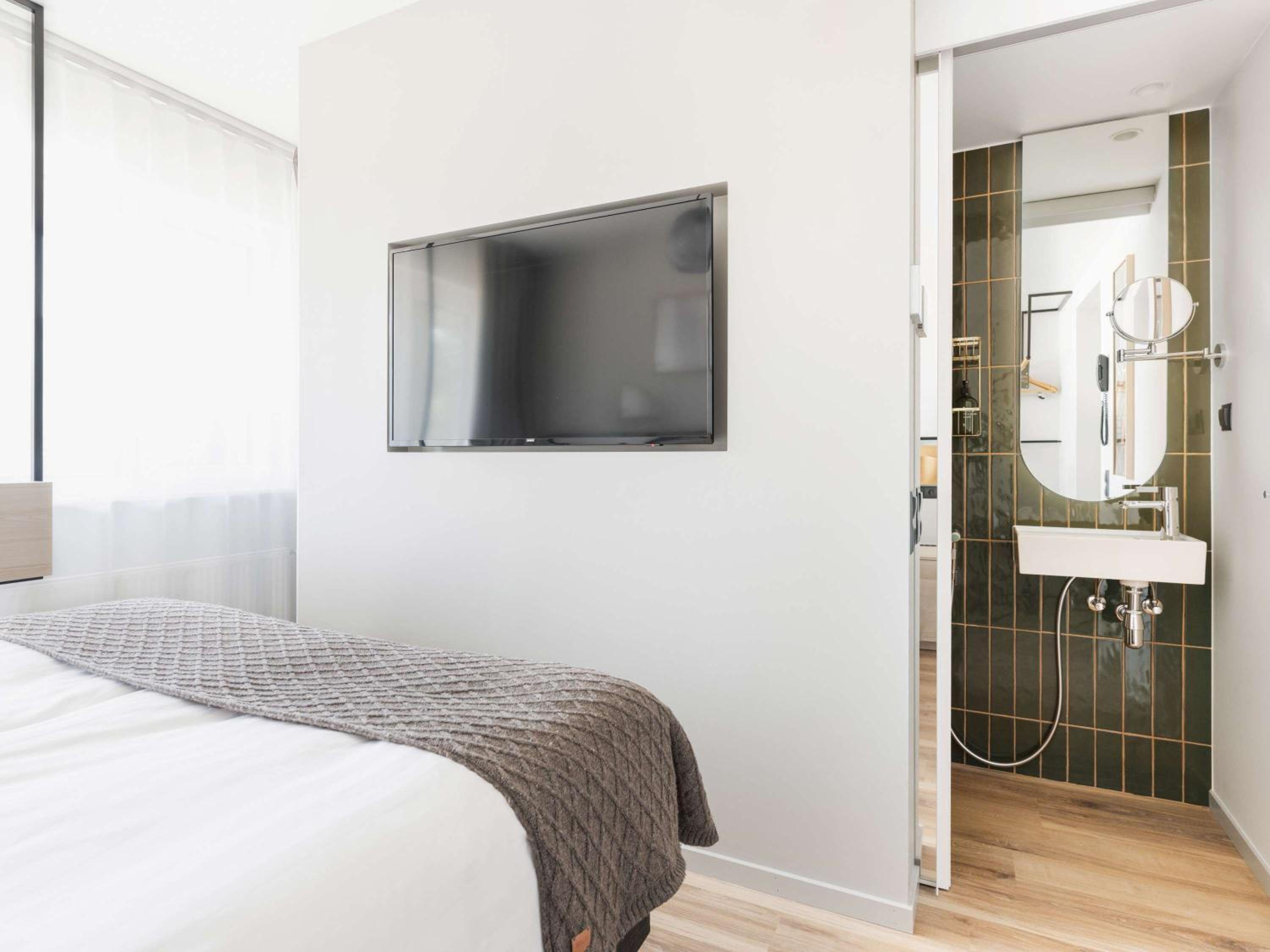 Classic Double Room - Photo 5