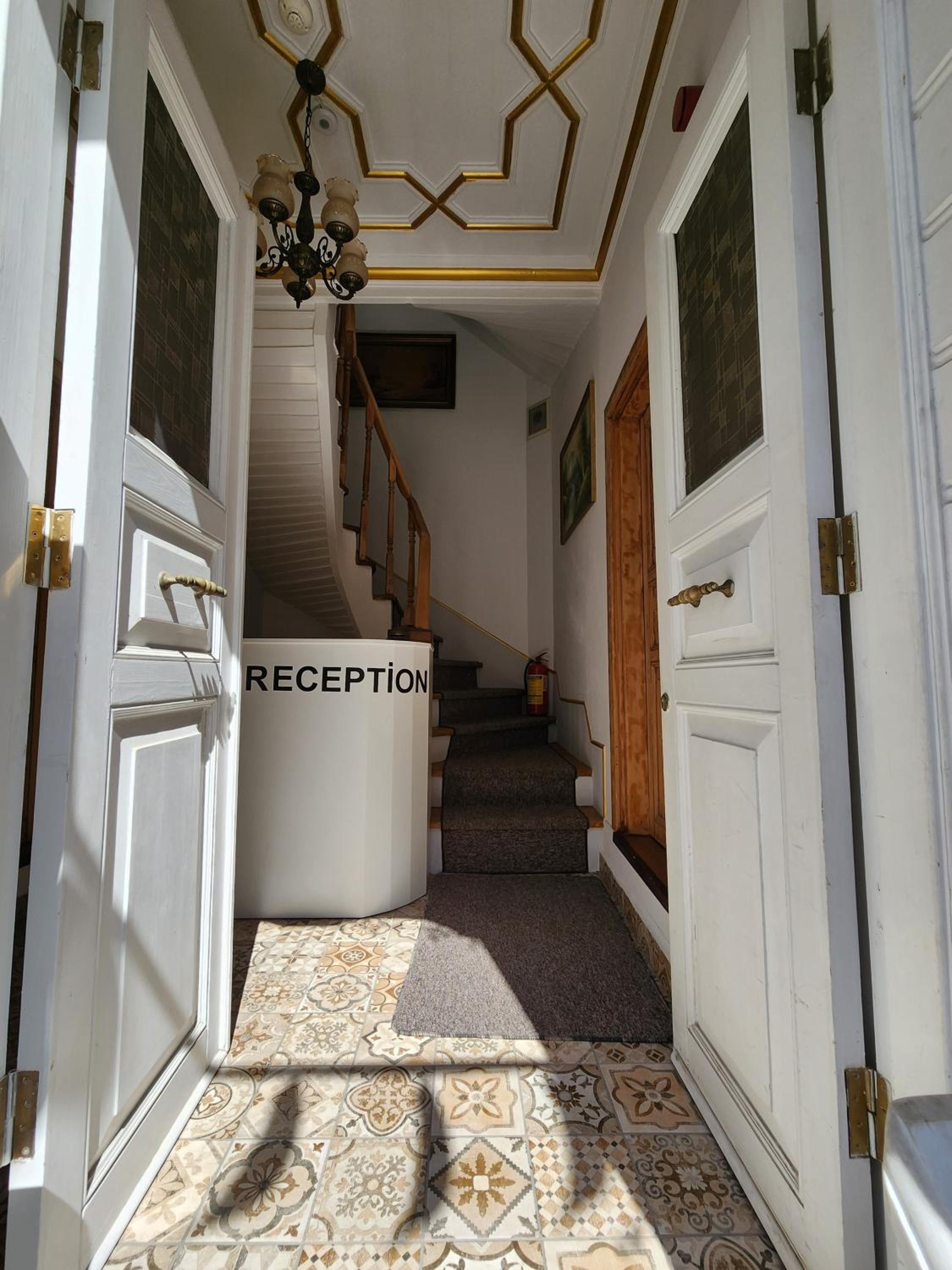 Deluxe Double Room with Balcony photo 2