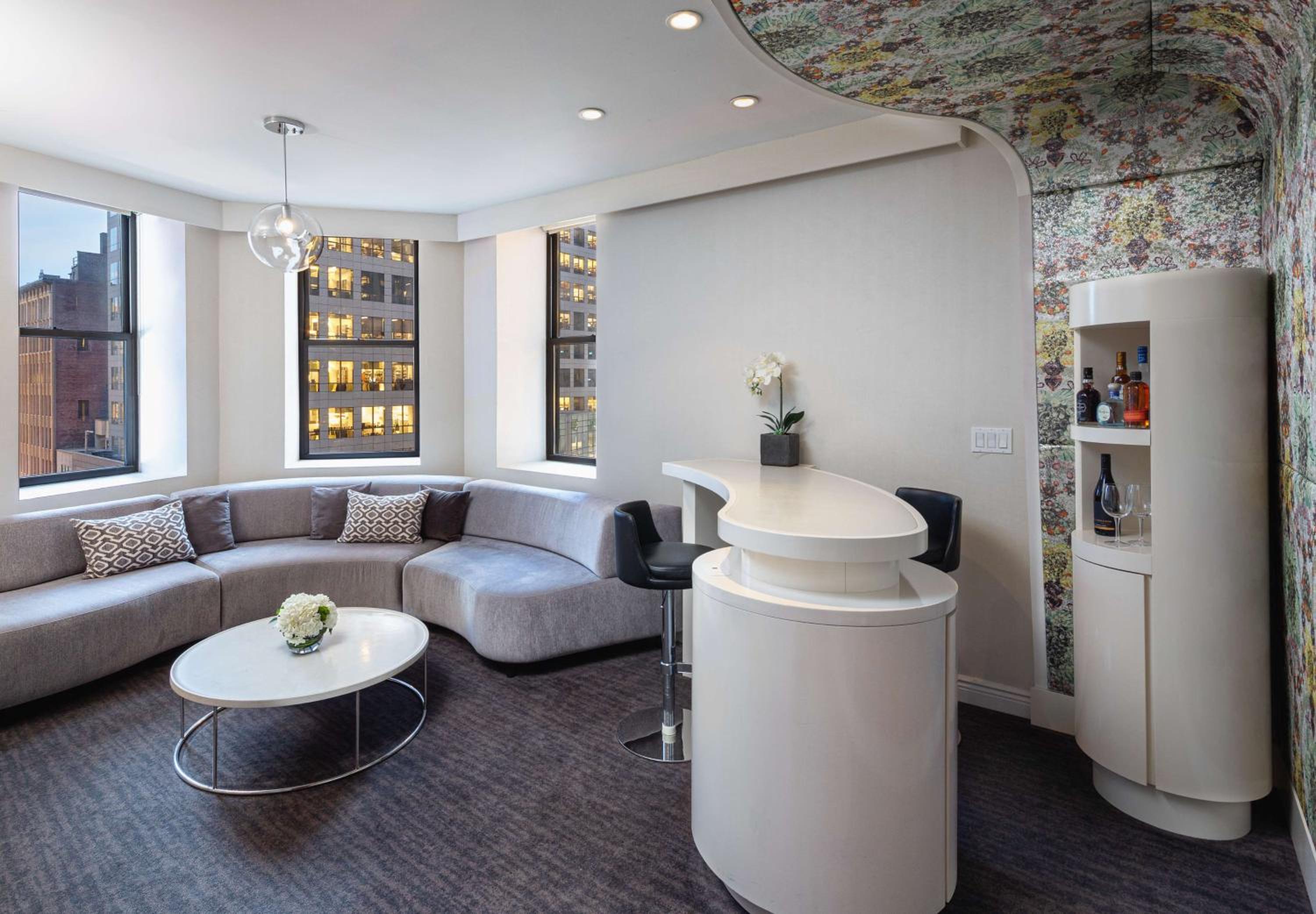 One-Bedroom King Suite Platinum