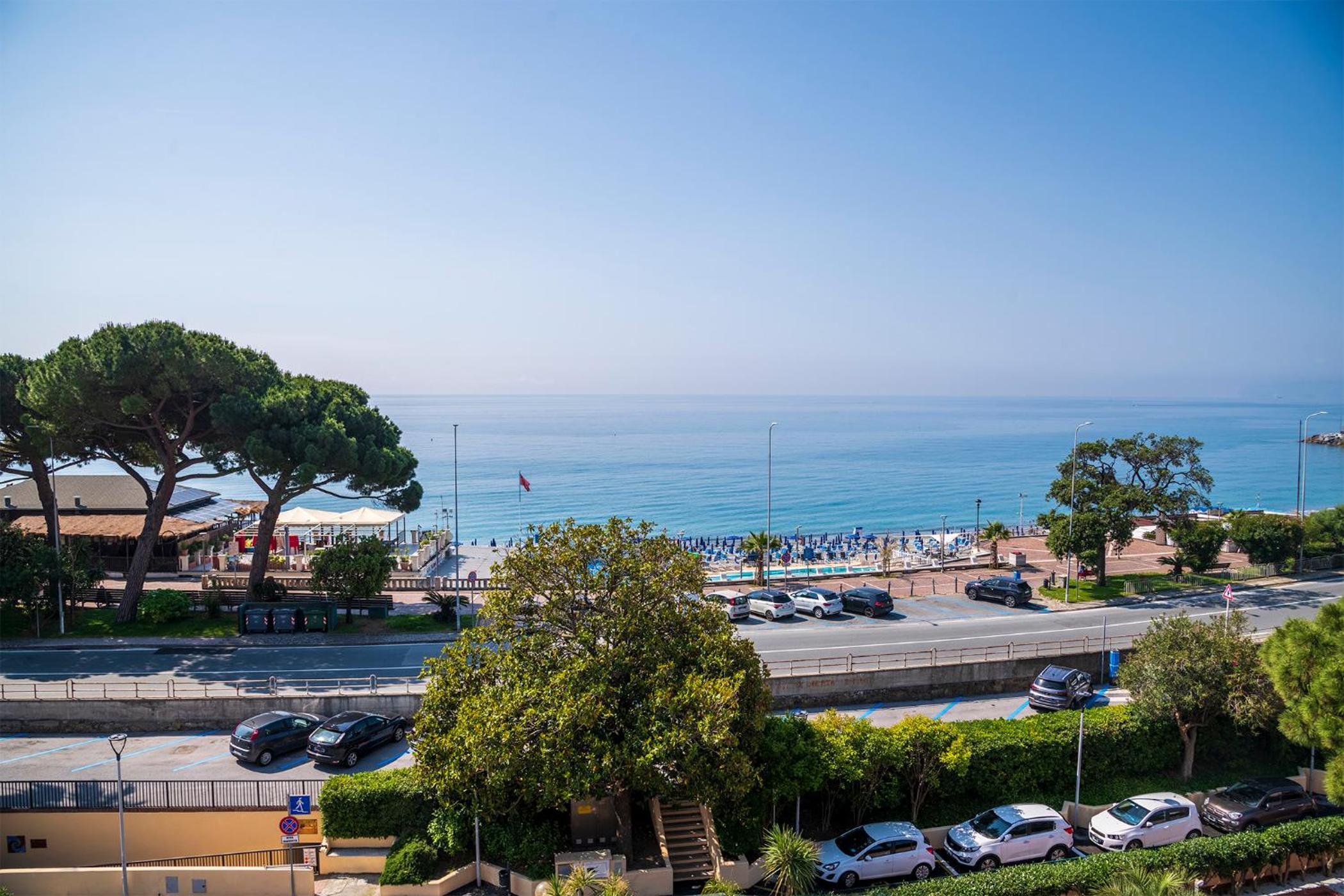 Double Room with Sea View photo 2