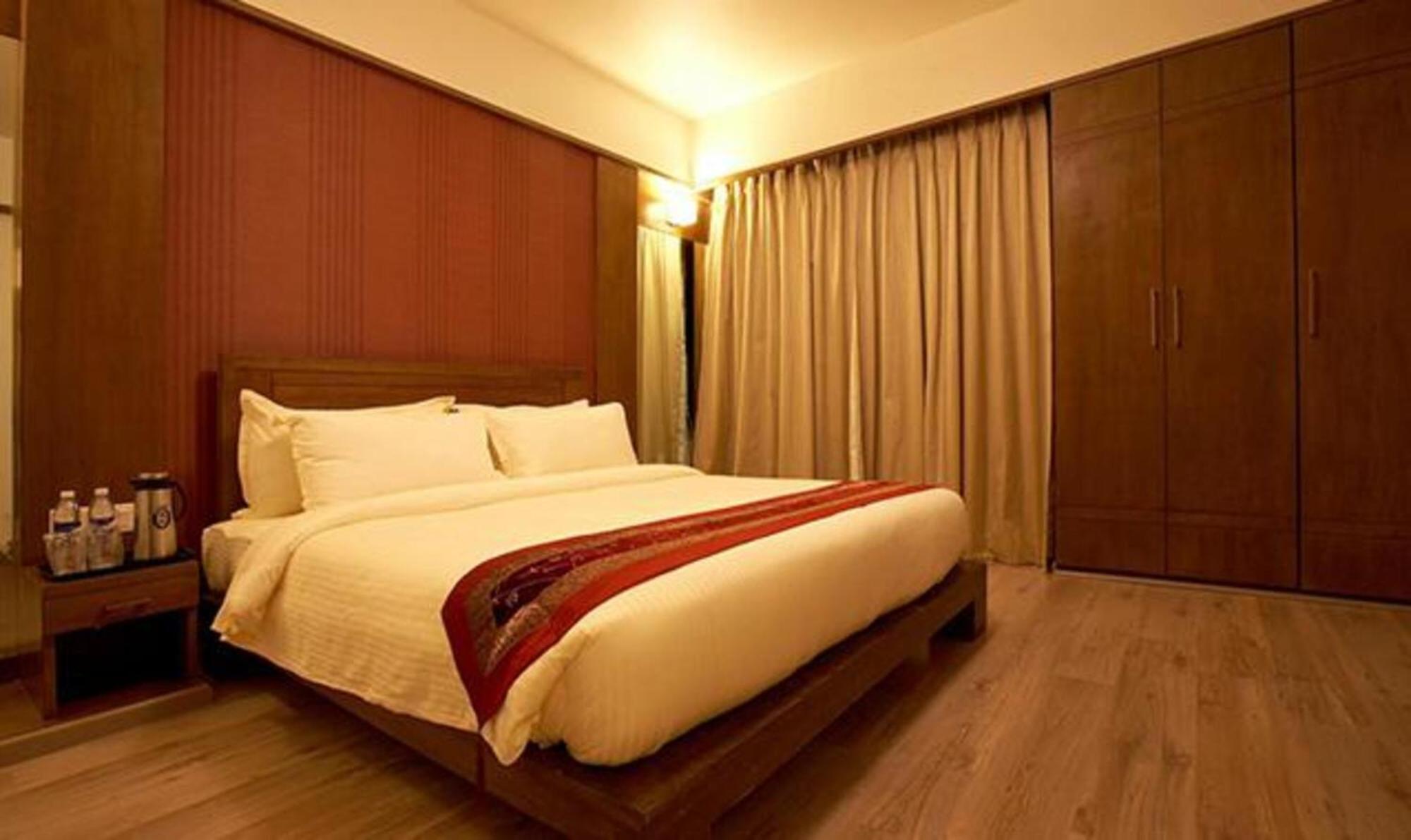 Executive Triple Room