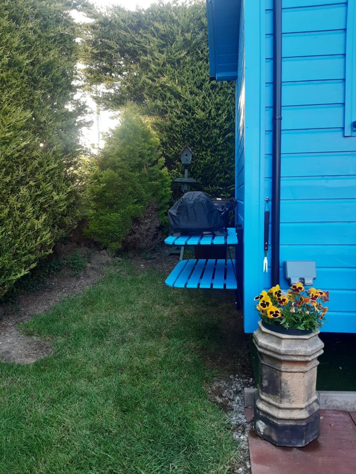 Shepherd's Hut photo 3