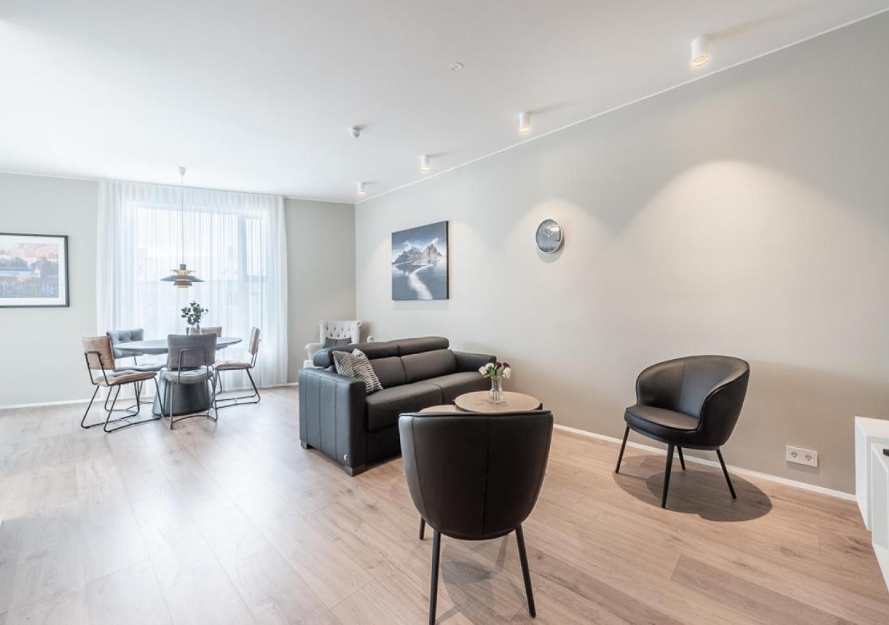 Superior Two-Bedroom Apartment with 2 Bathrooms - Photo 4