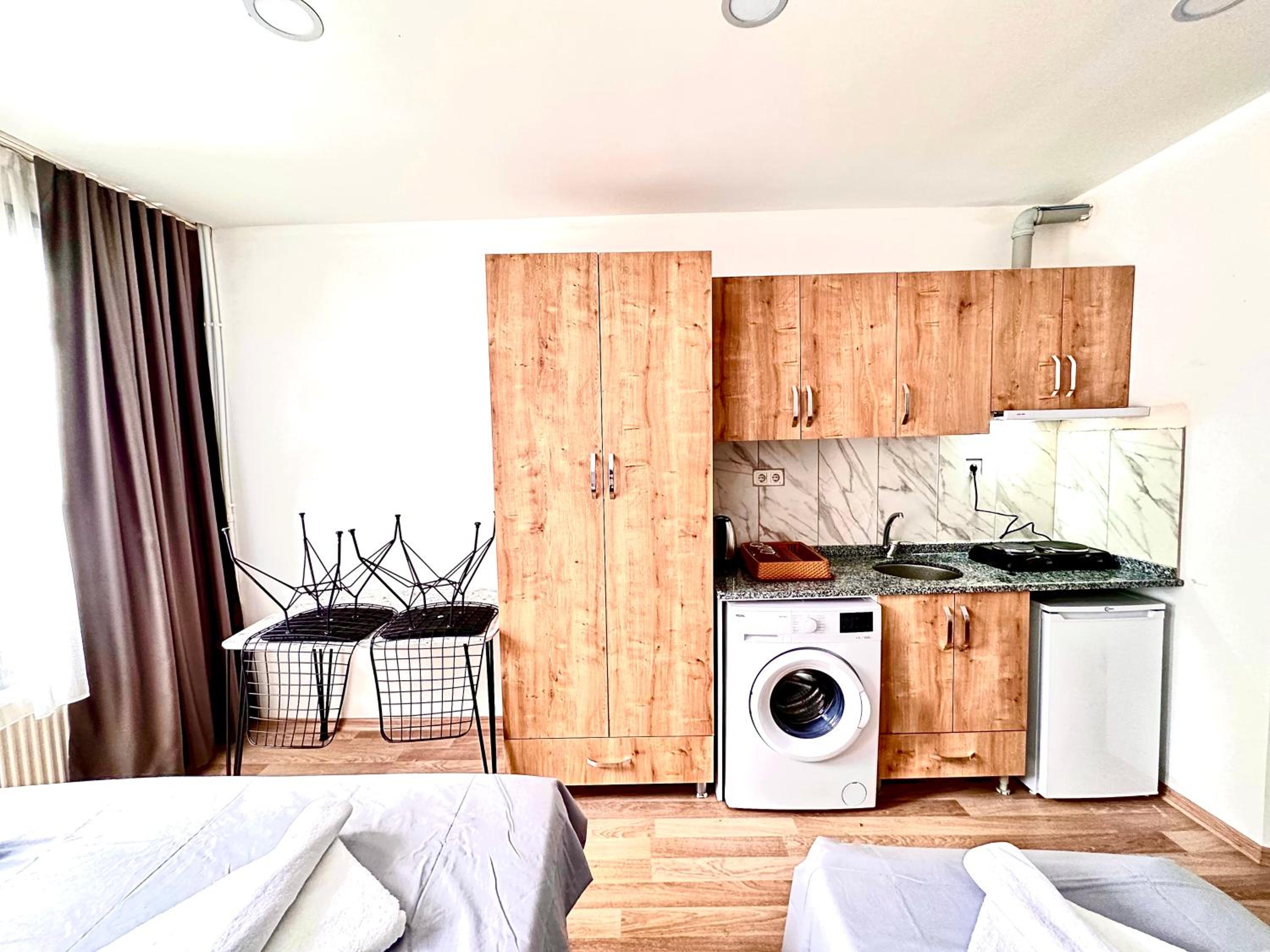 Standard Triple Room photo 2