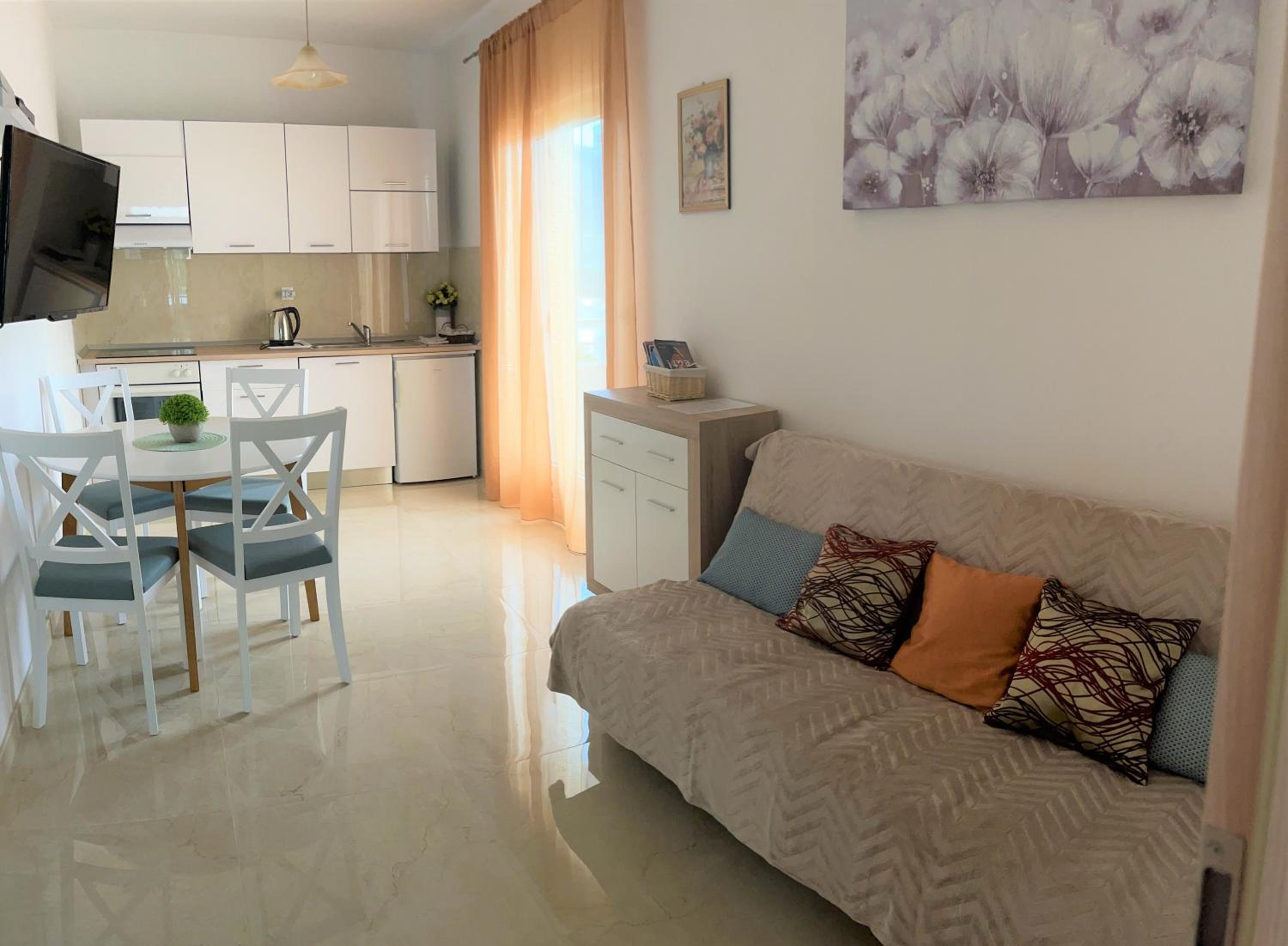 Apartment with Sea View