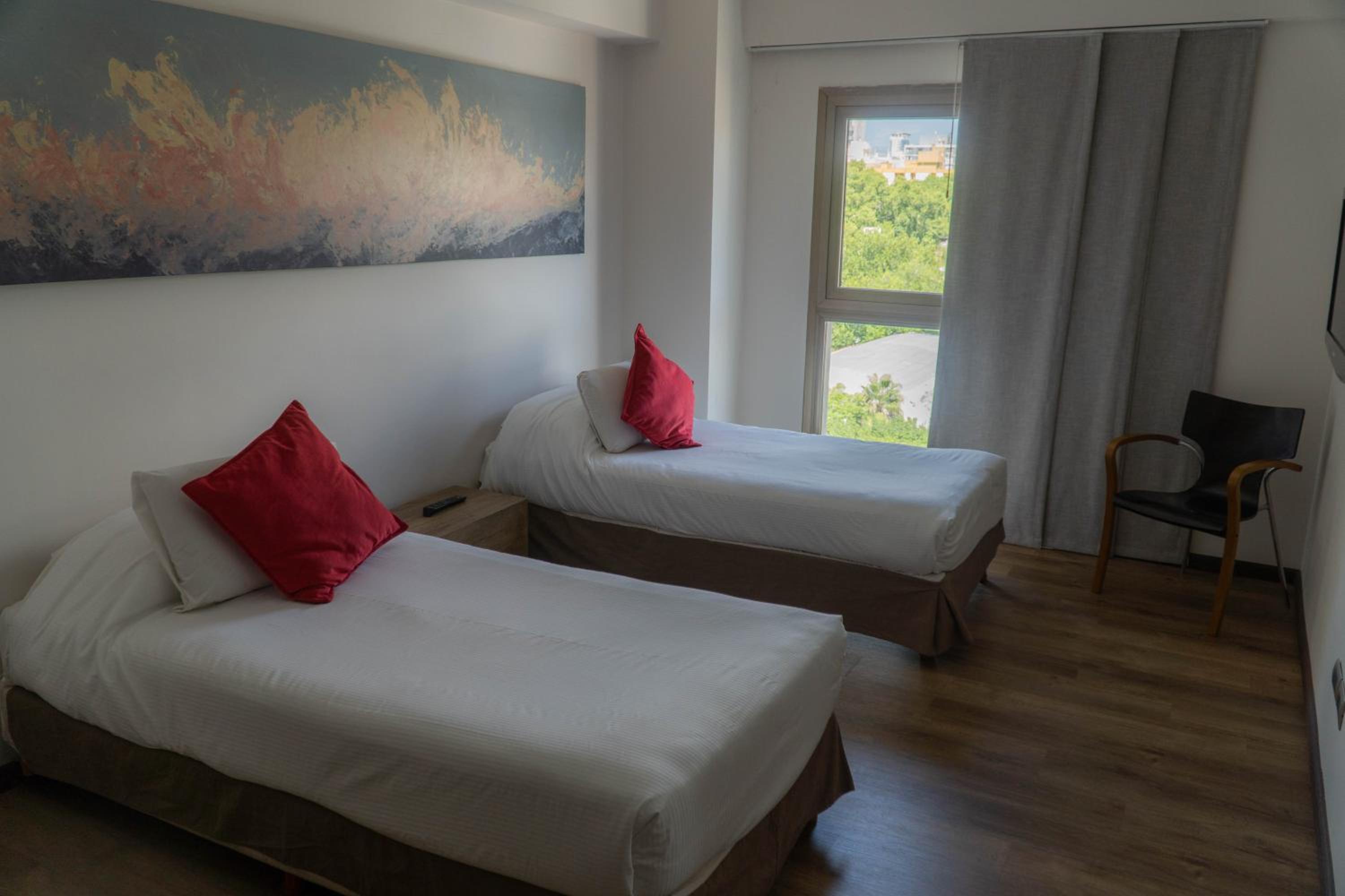 Family Triple Room with Mountain View photo 2