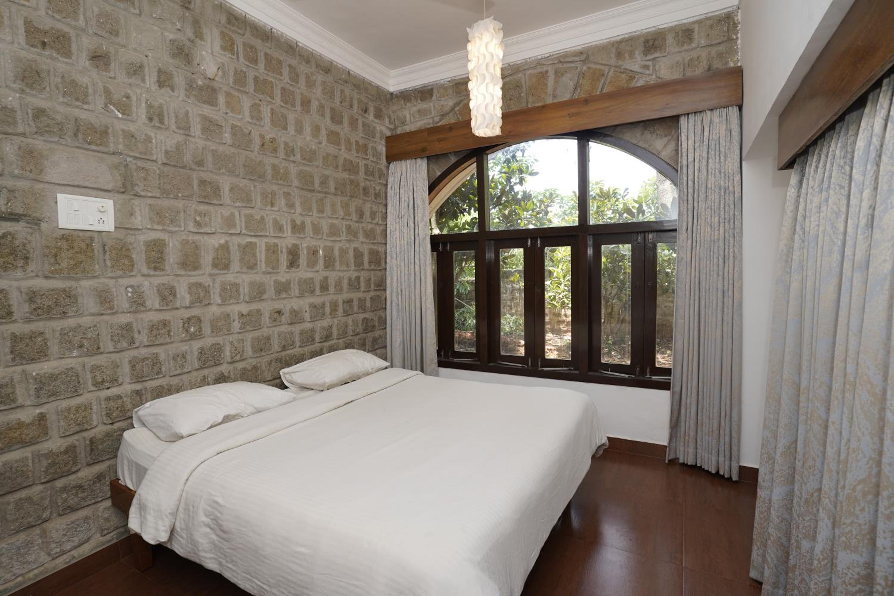 Deluxe Suite - Photo 1
