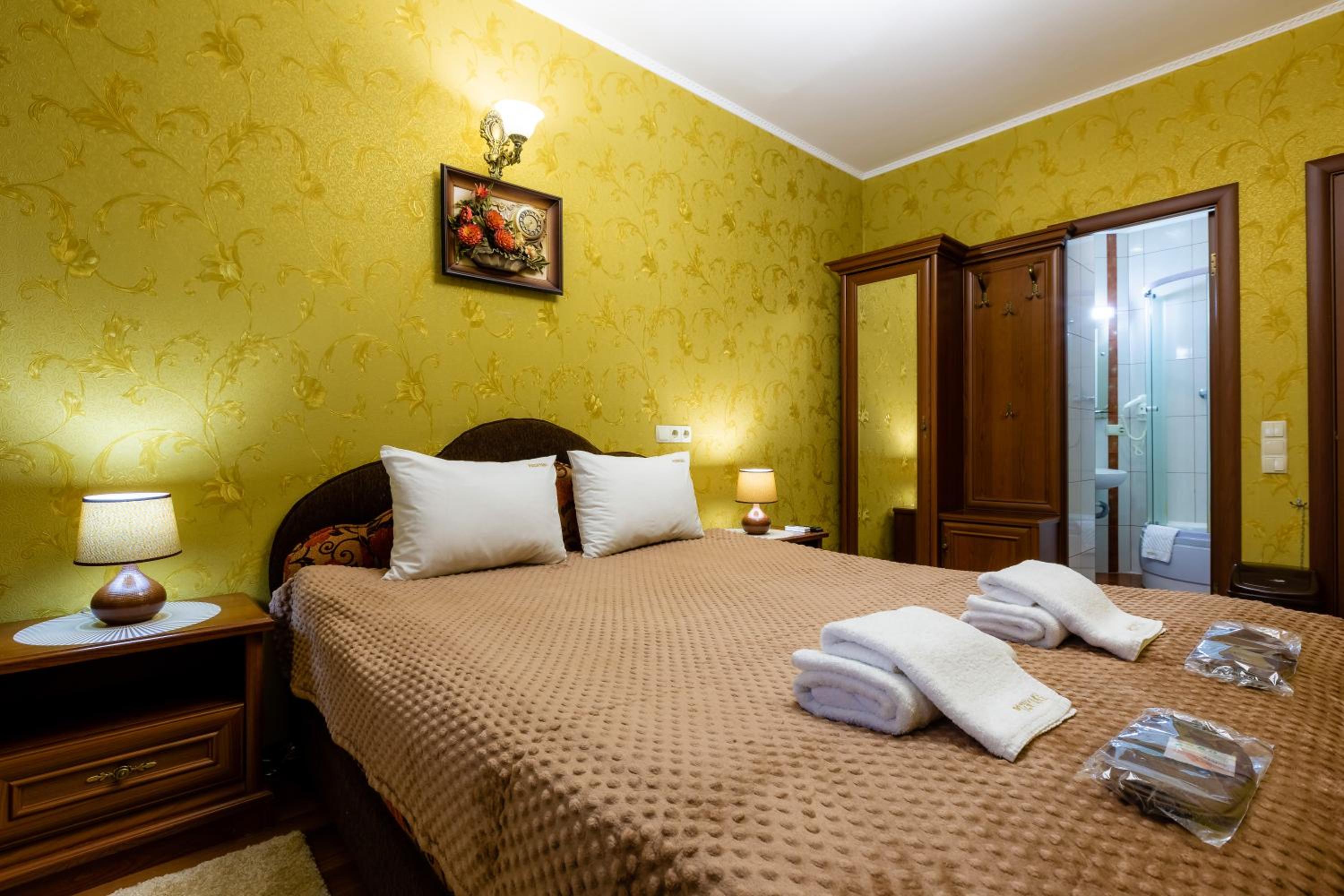 Double Room with Balcony photo 3