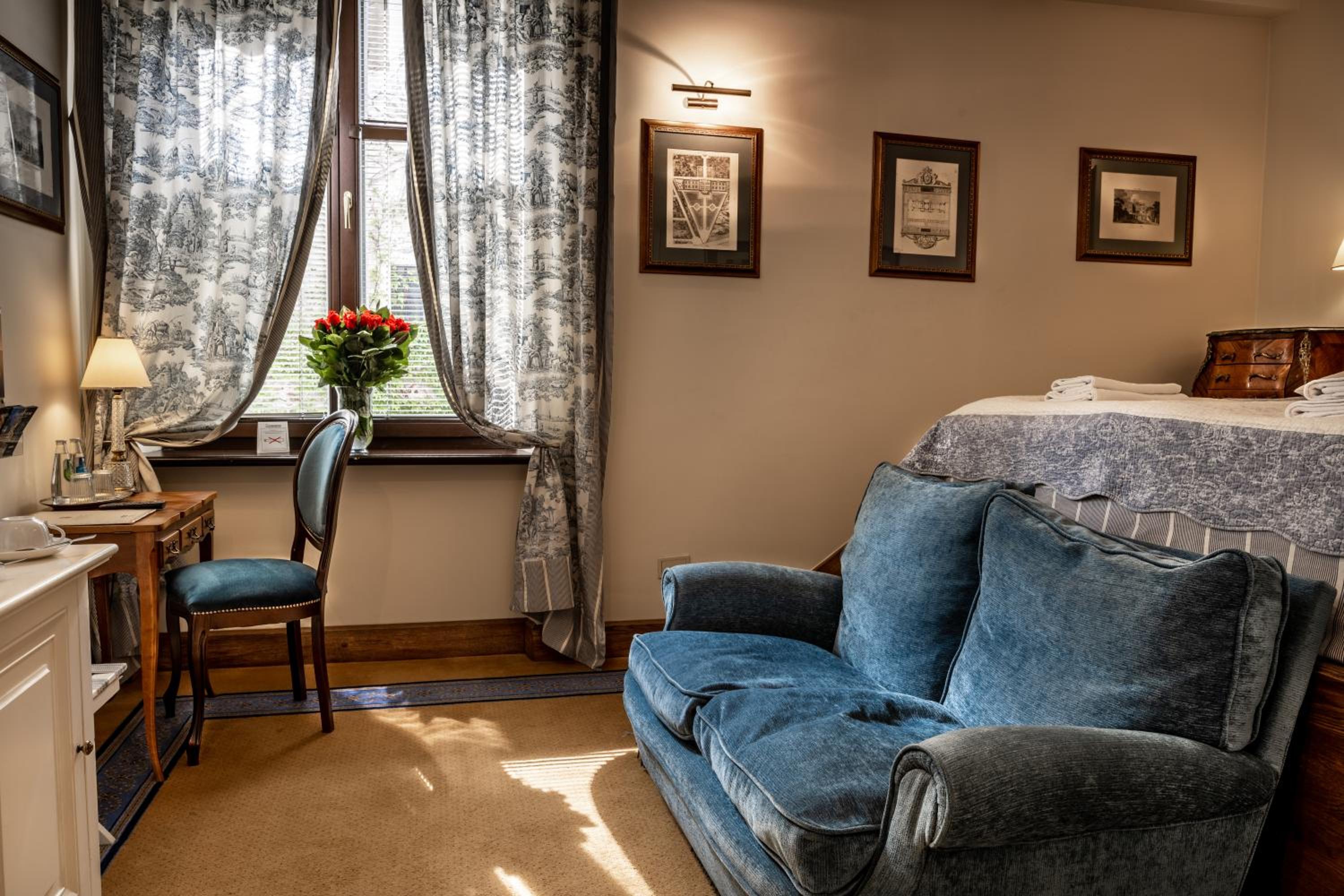 Standard Double Room - Photo 3