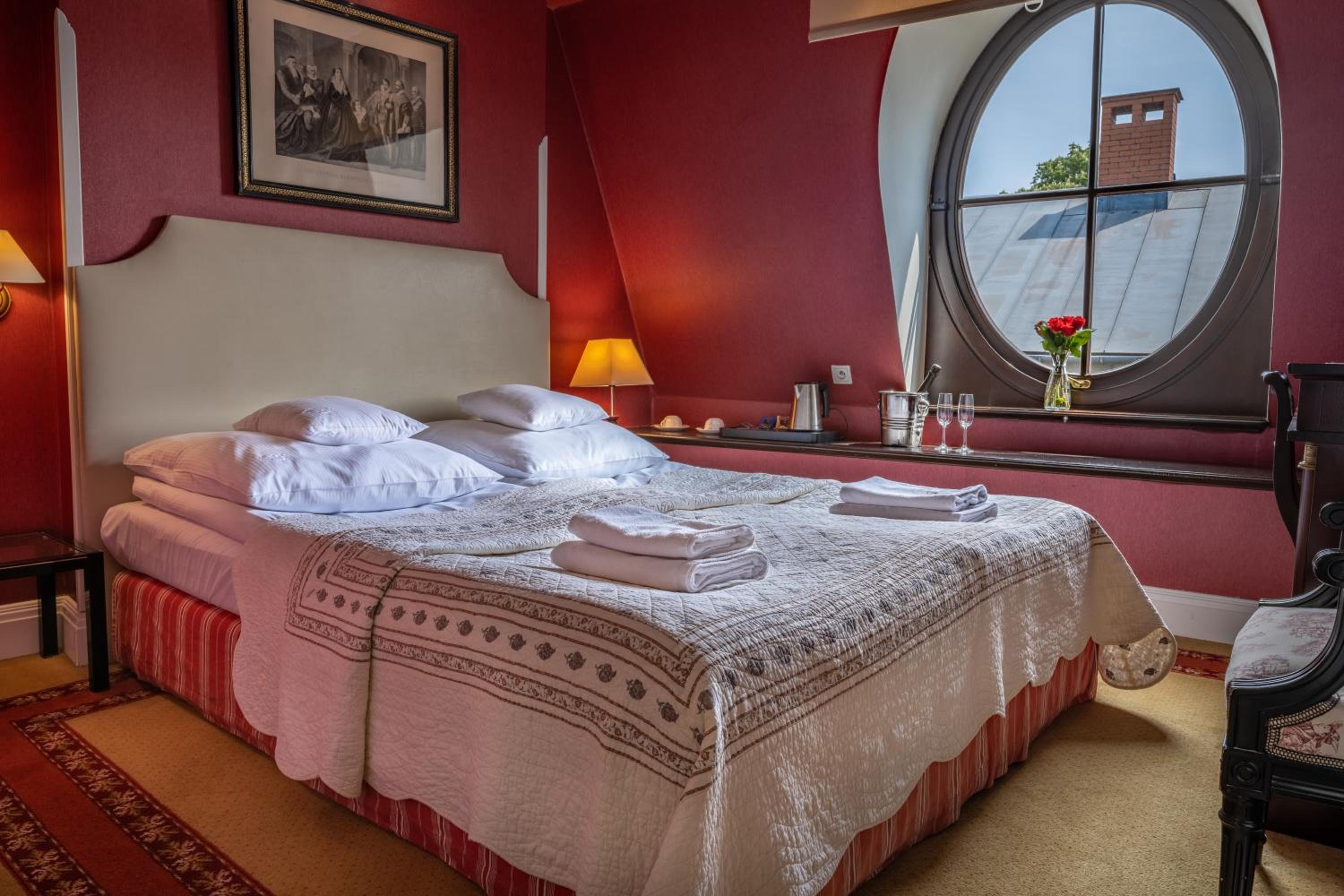 Standard Double Room - Photo 4